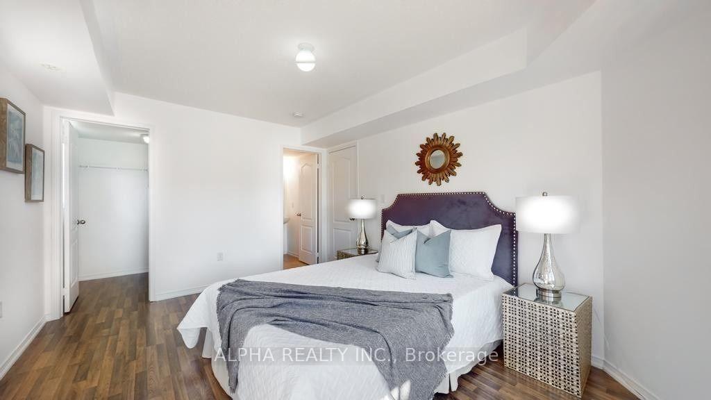 Photo 9 of Unit 1, 2488 Post Road, Oakville, River Oaks — HOMEH