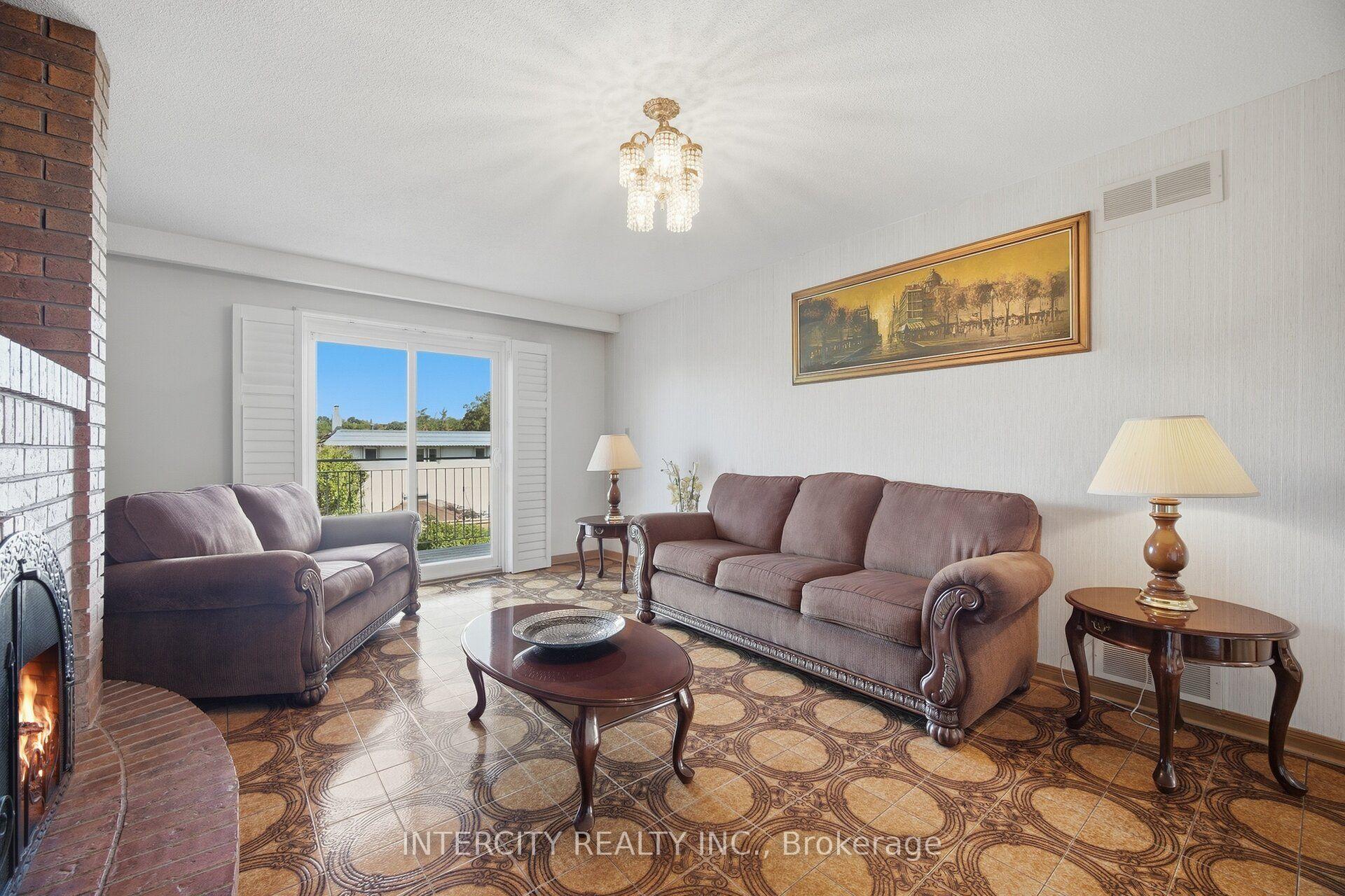 Photo 17 of 146 Jules Avenue, Vaughan, East Woodbridge — HOMEH