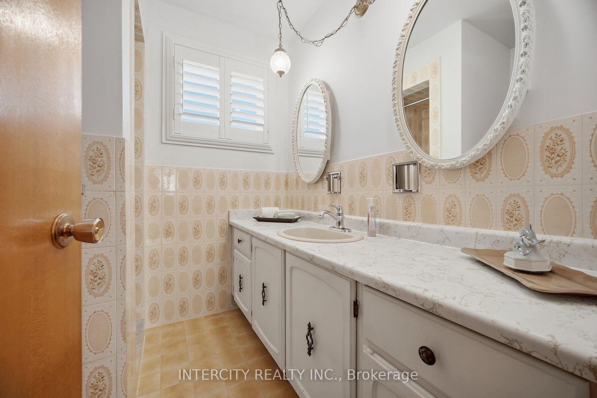Photo 24 of 146 Jules Avenue, Vaughan, East Woodbridge — HOMEH