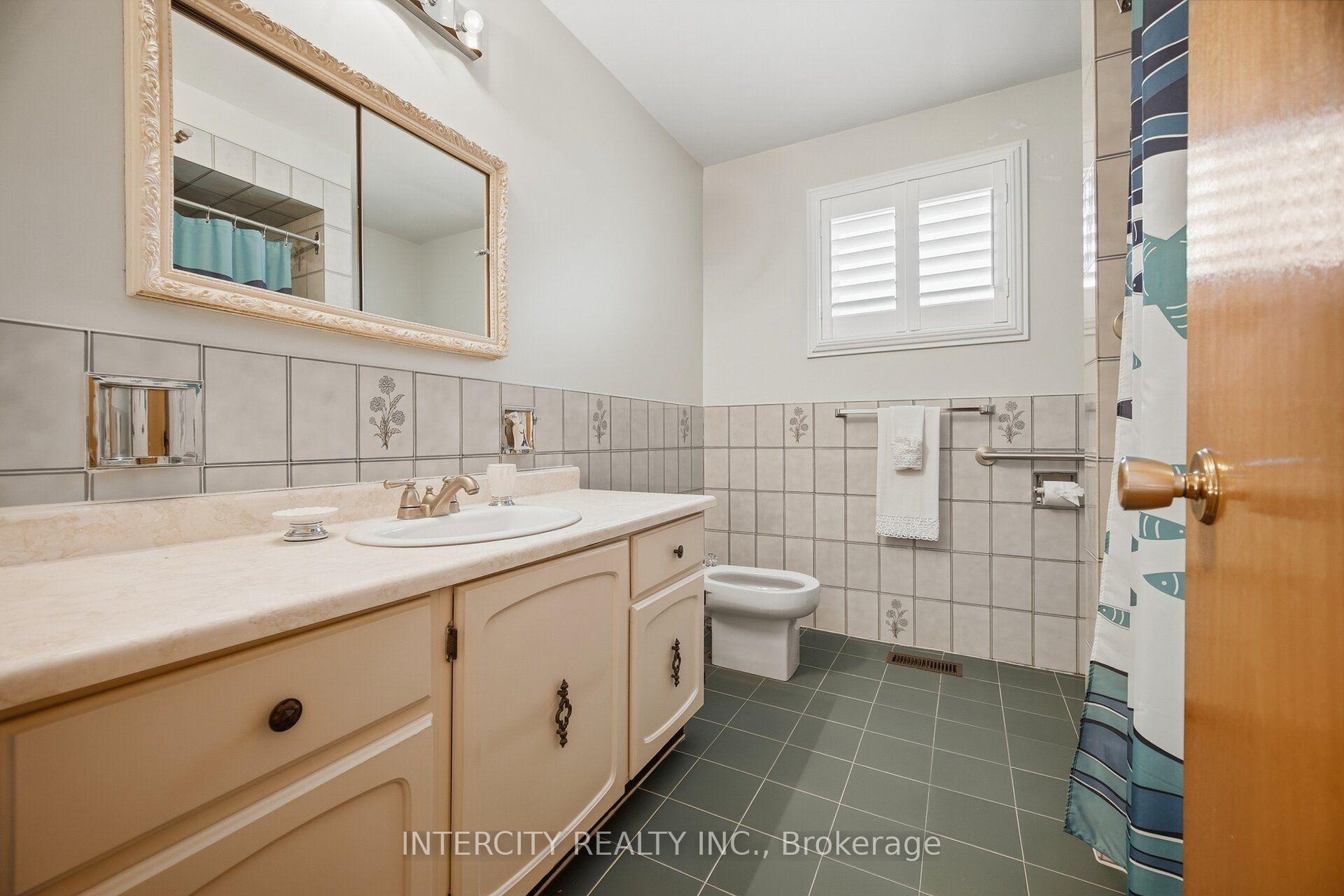 Photo 29 of 146 Jules Avenue, Vaughan, East Woodbridge — HOMEH