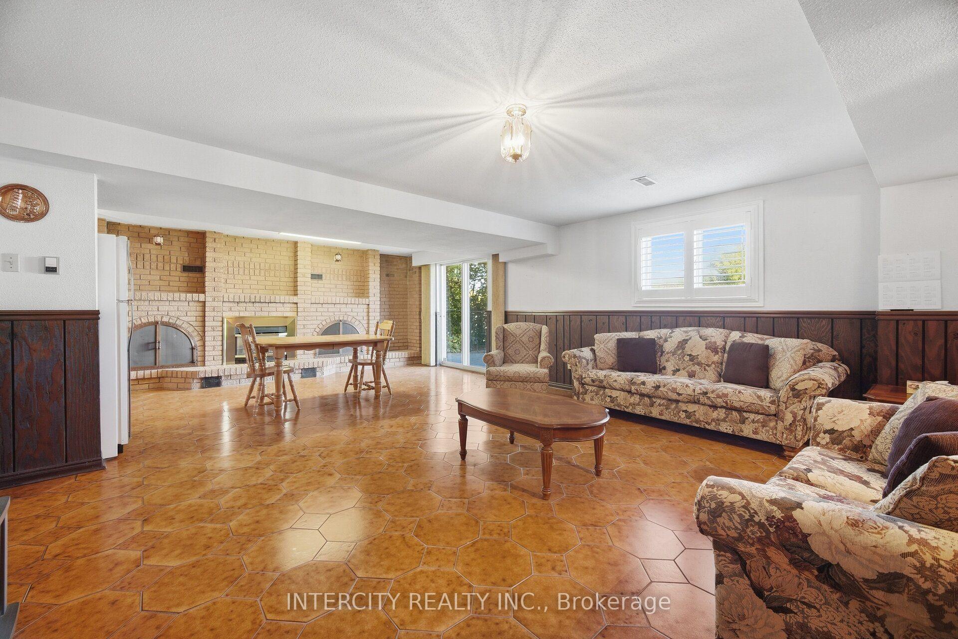 Photo 32 of 146 Jules Avenue, Vaughan, East Woodbridge — HOMEH