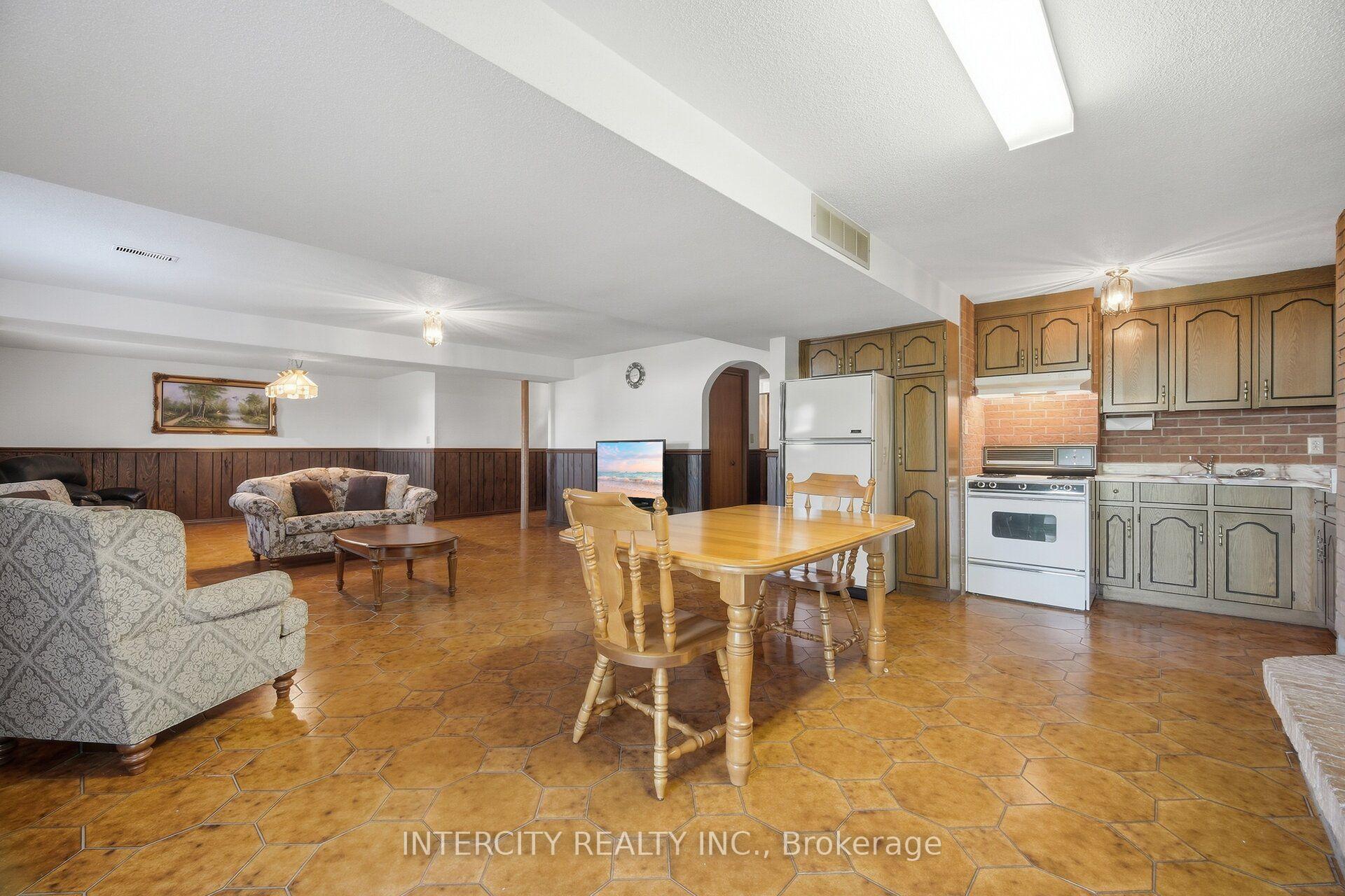 Photo 39 of 146 Jules Avenue, Vaughan, East Woodbridge — HOMEH