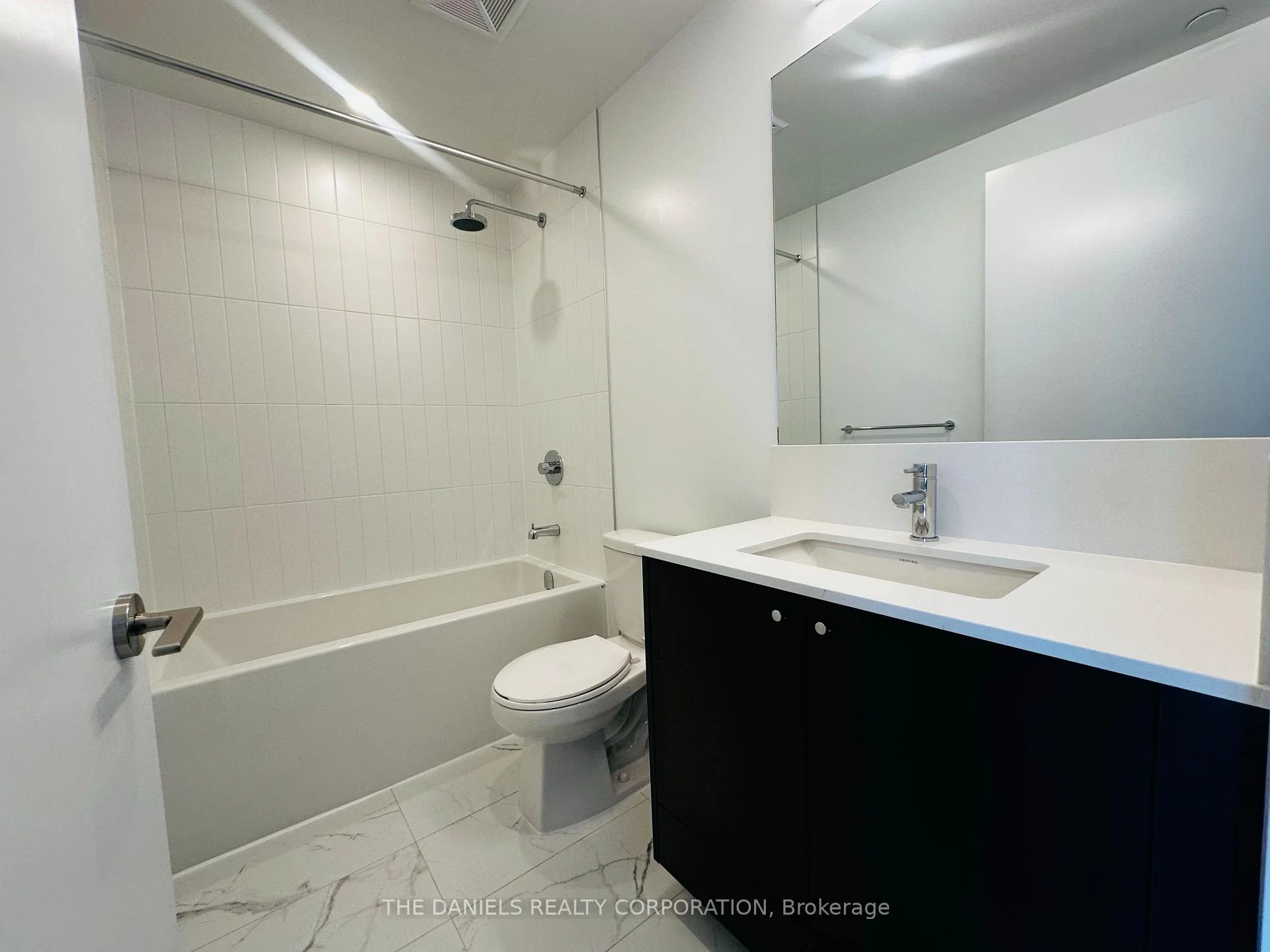 Photo 12 of Unit 408, 10 Oak Street, Toronto, Regent Park — HOMEH