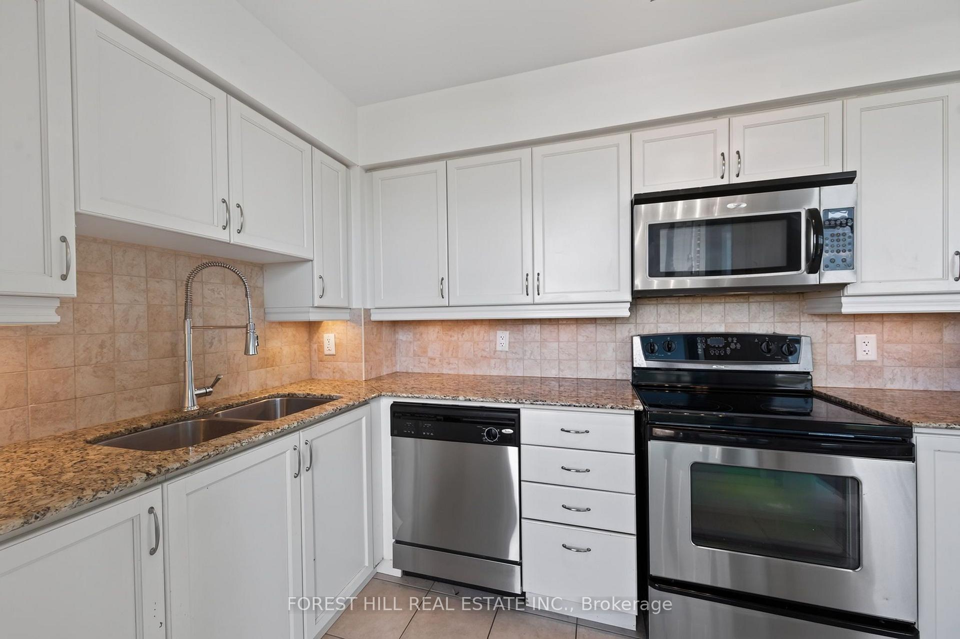 Photo 3 of Unit PH310, 18 Valley Woods Road, North York, Parkwoods-Donalda — HOMEH