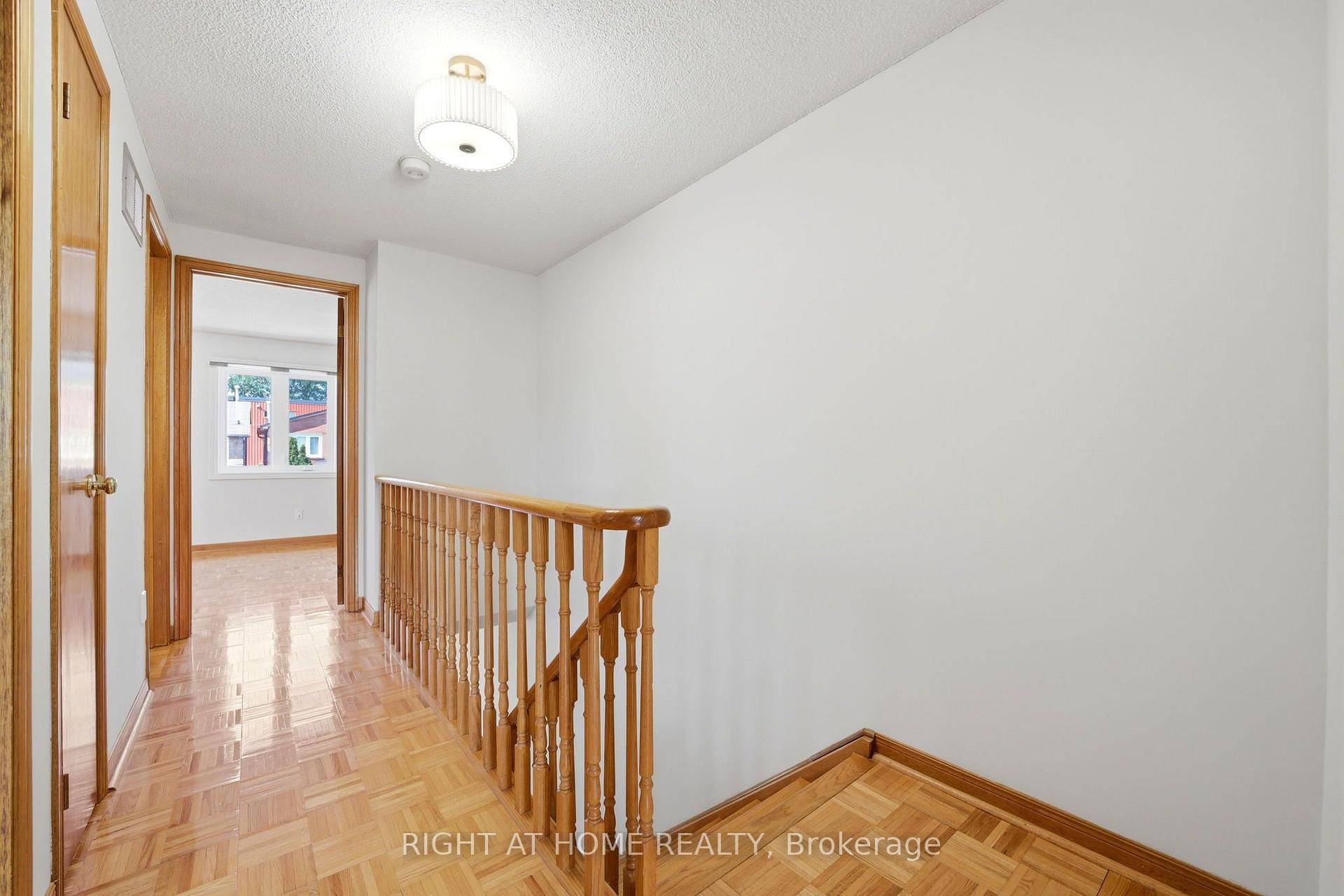 Photo 19 of 98 Beaver Terrace, Toronto, Dovercourt-Wallace Emerson-Junction — HOMEH