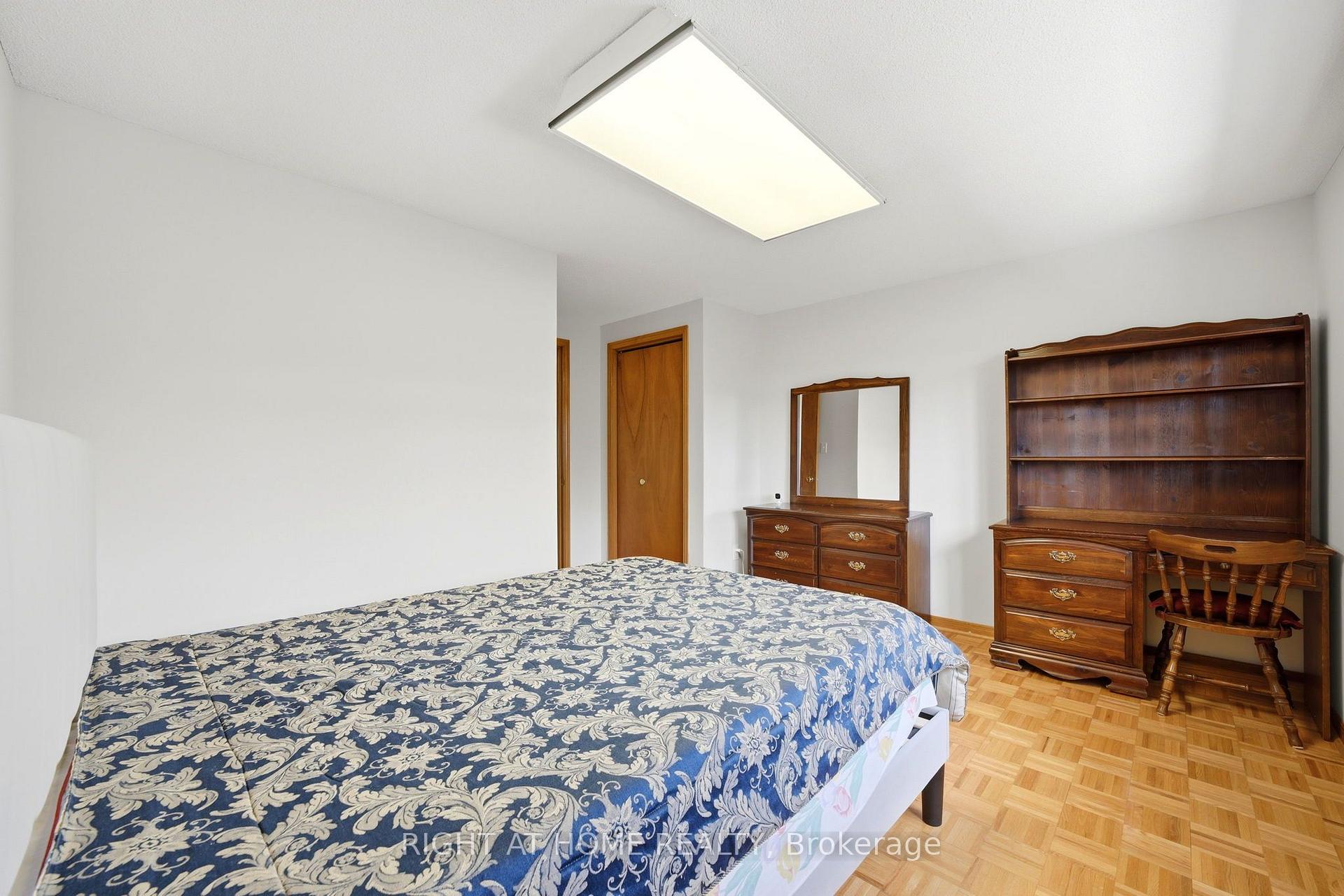 Photo 22 of 98 Beaver Terrace, Toronto, Dovercourt-Wallace Emerson-Junction — HOMEH