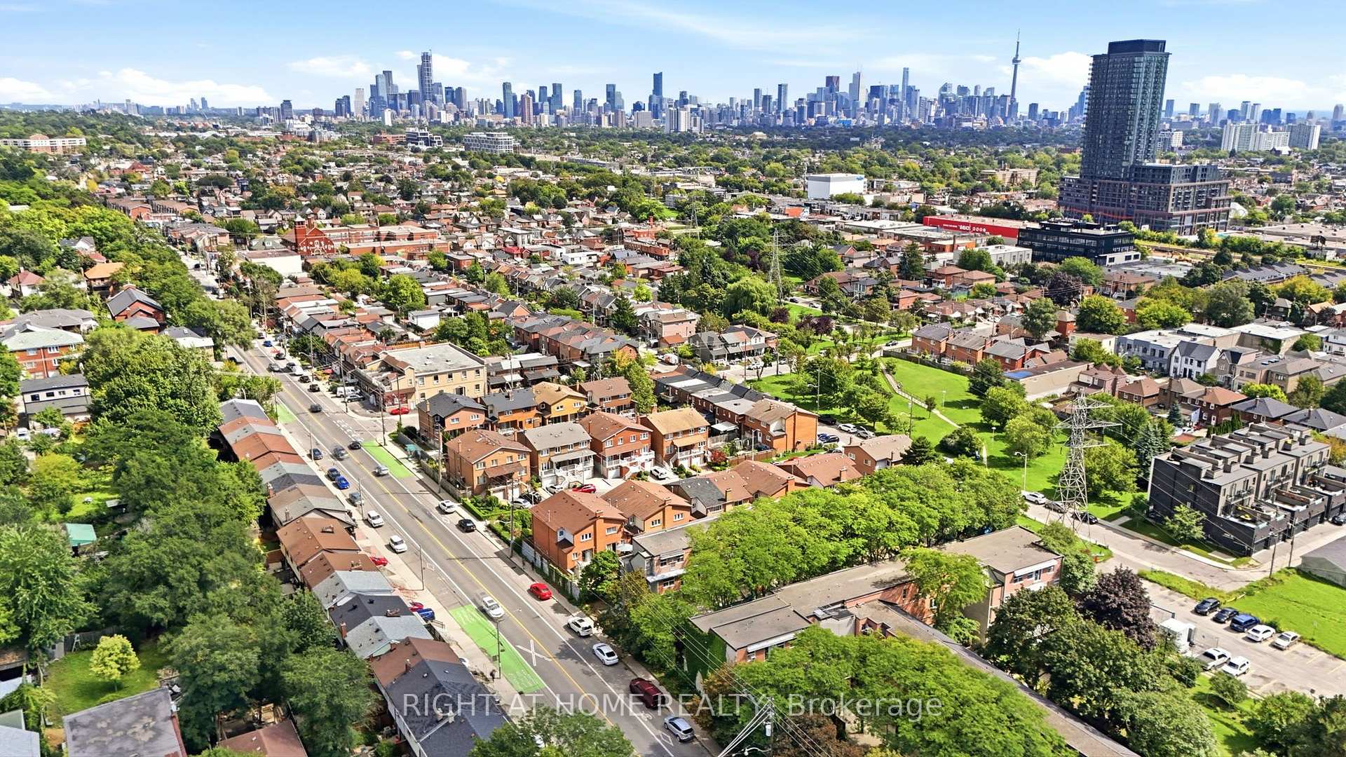 Photo 48 of 98 Beaver Terrace, Toronto, Dovercourt-Wallace Emerson-Junction — HOMEH