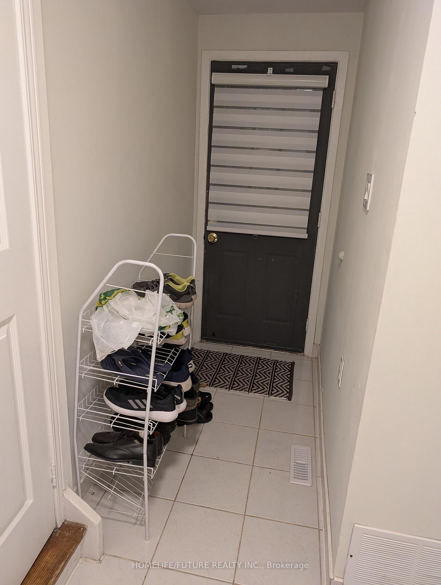 Photo 1 of Unit Bsmt, 155 Mammoth Hall Trail, Scarborough, Malvern — HOMEH