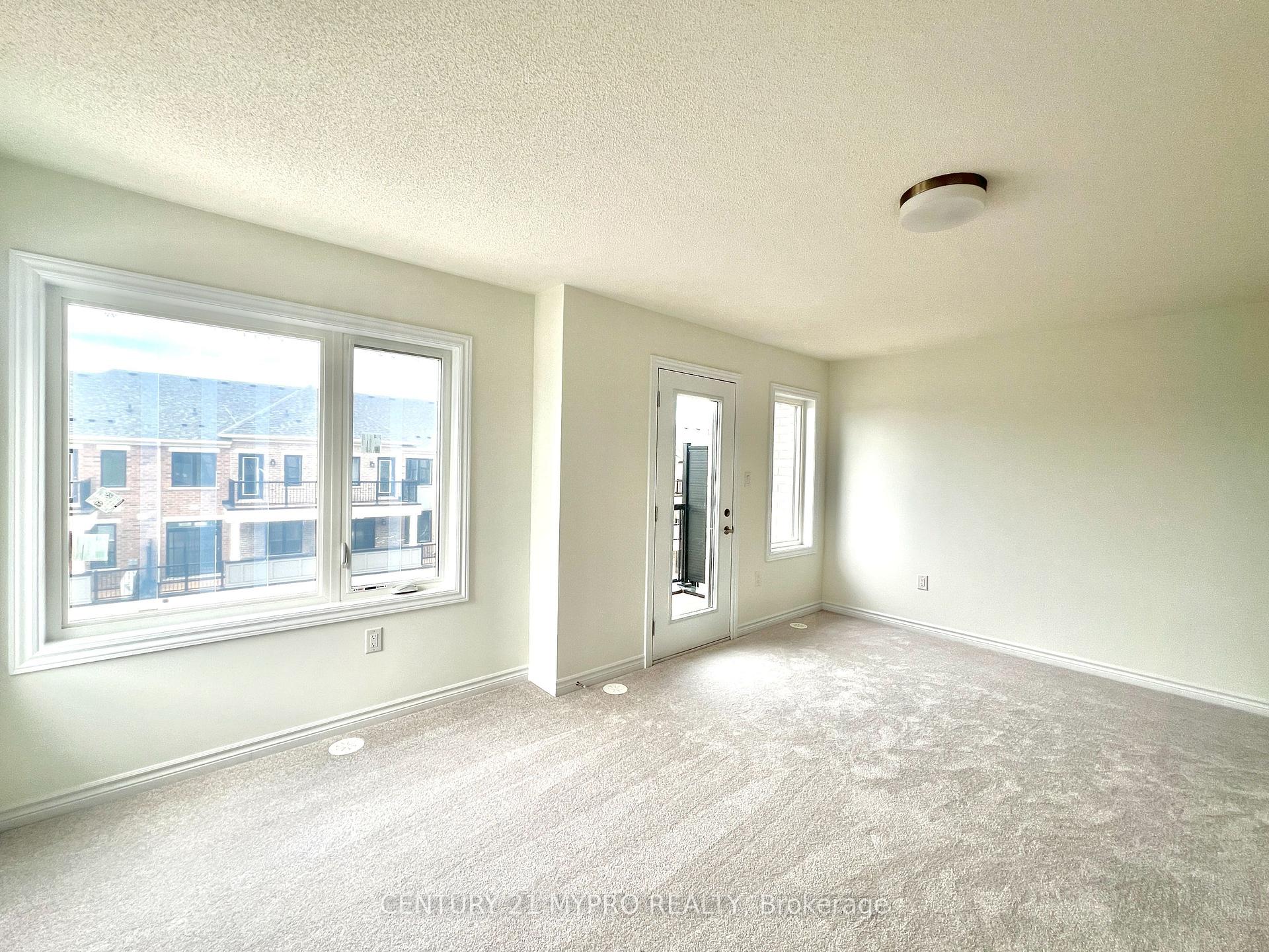 Photo 7 of 1 Thornbird Crescent, Brampton, Northwest Brampton — HOMEH