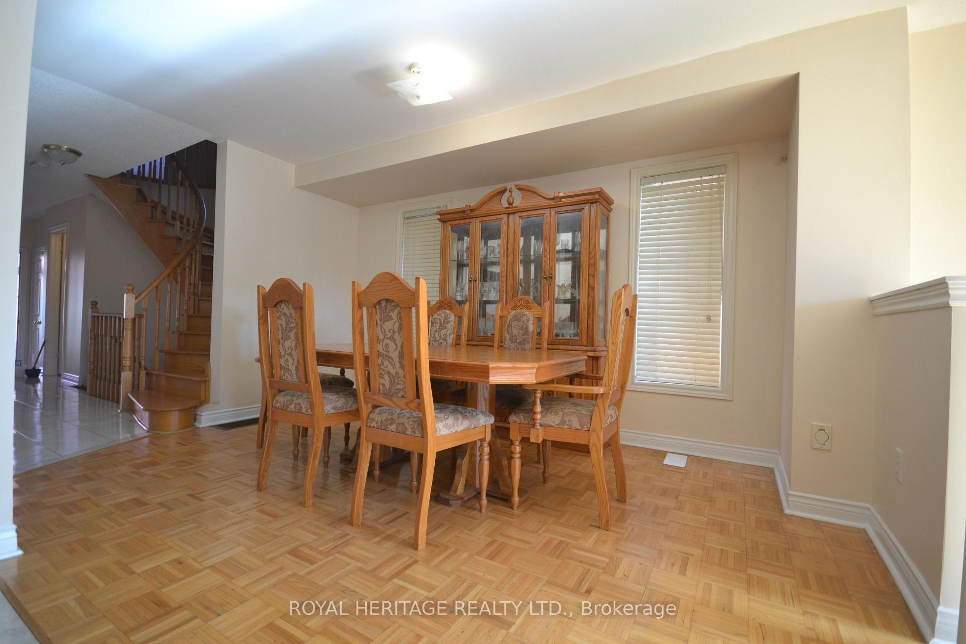 Photo 5 of 15 Boxhill Road, Markham, Milliken Mills East — HOMEH