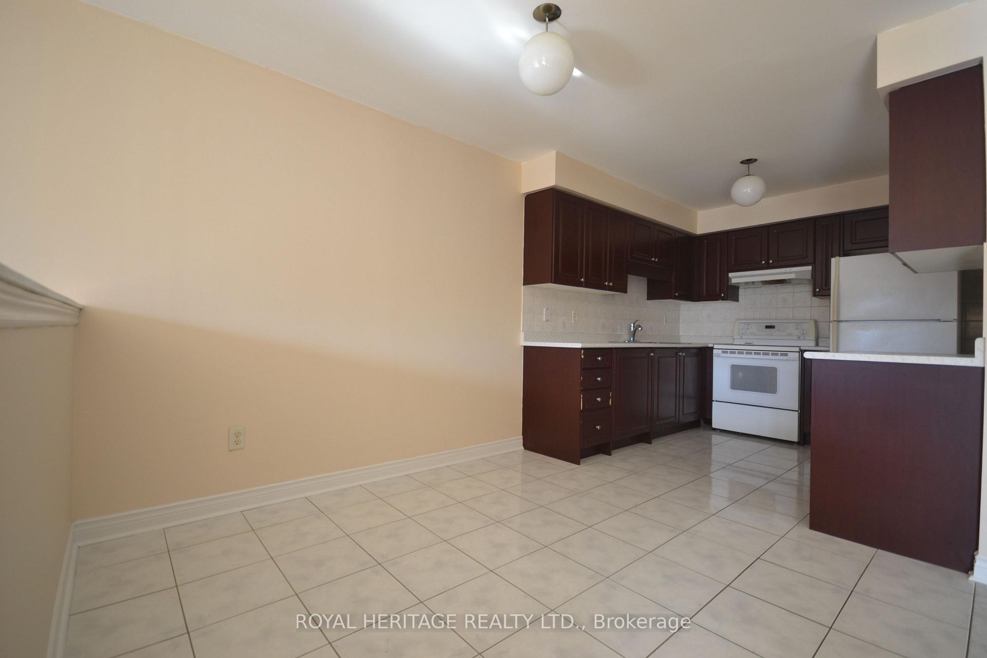 Photo 7 of 15 Boxhill Road, Markham, Milliken Mills East — HOMEH