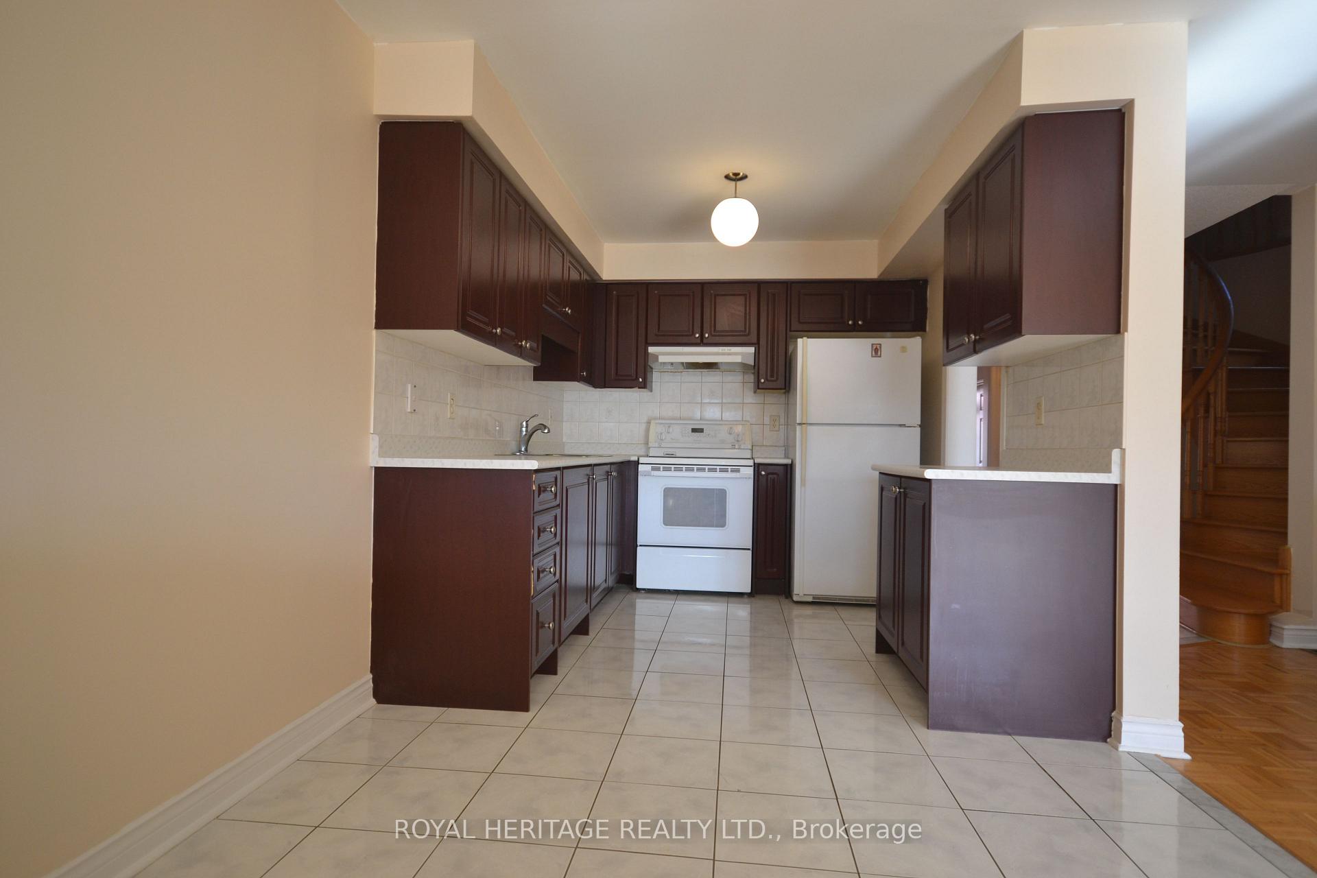 Photo 8 of 15 Boxhill Road, Markham, Milliken Mills East — HOMEH
