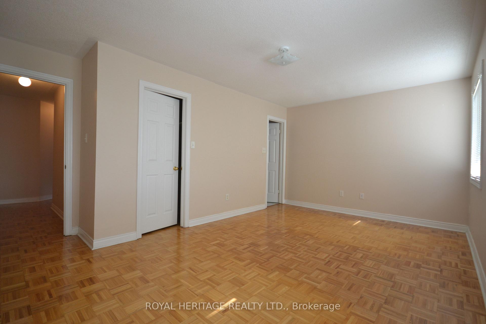 Photo 10 of 15 Boxhill Road, Markham, Milliken Mills East — HOMEH