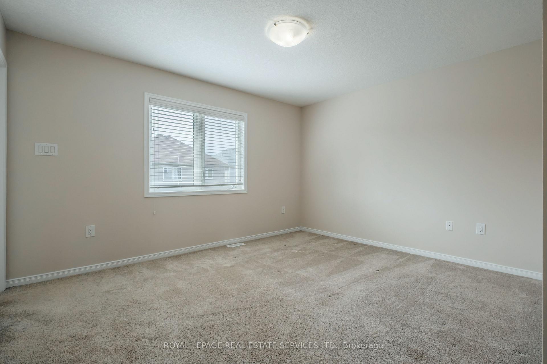 Photo 29 of 152 Munro Circle, Brantford, Shellard Lane — HOMEH