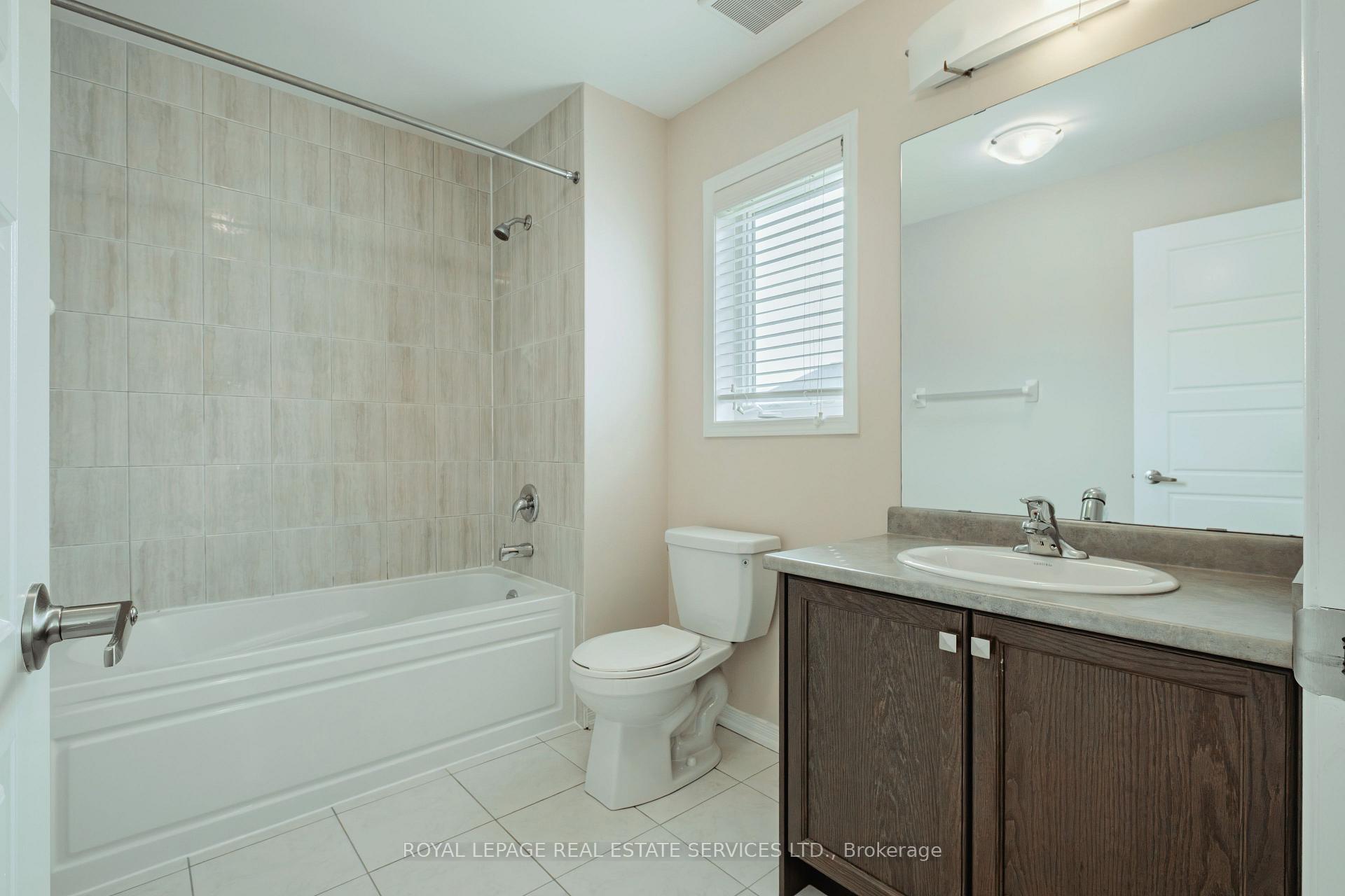 Photo 32 of 152 Munro Circle, Brantford, Shellard Lane — HOMEH