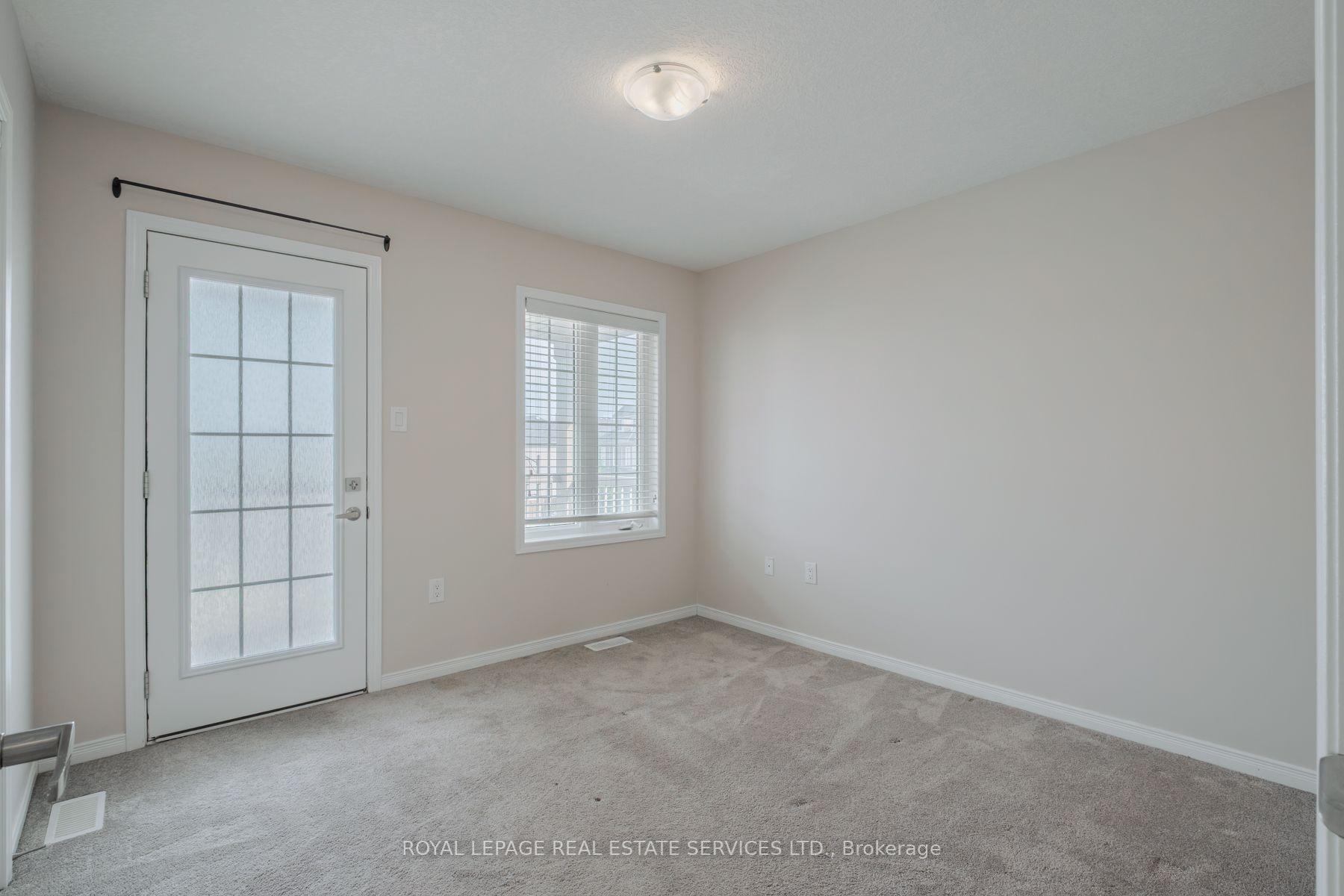 Photo 41 of 152 Munro Circle, Brantford, Shellard Lane — HOMEH