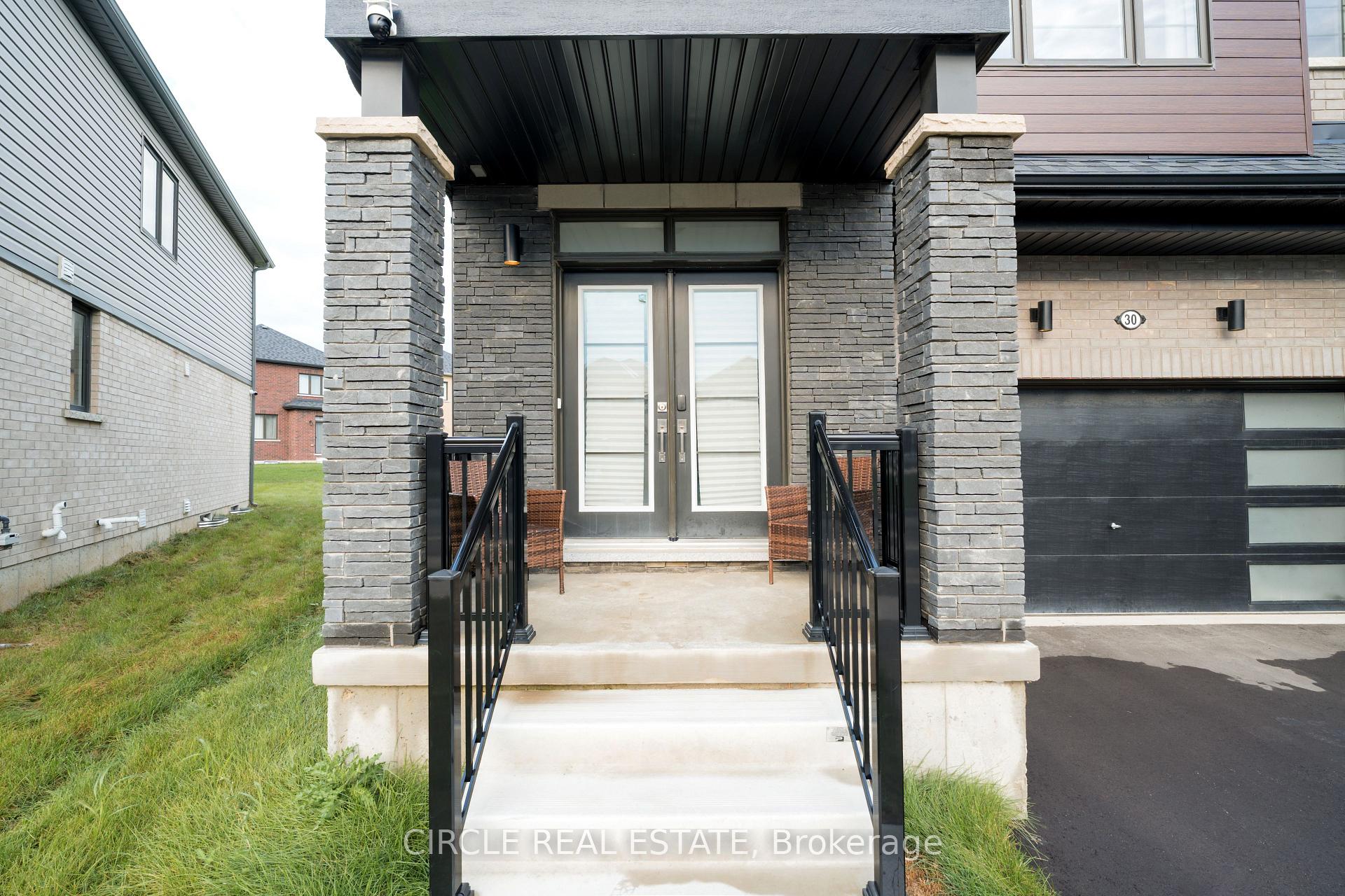 Photo 3 of 30 Heritage Way, Thorold, Rolling Meadows — HOMEH