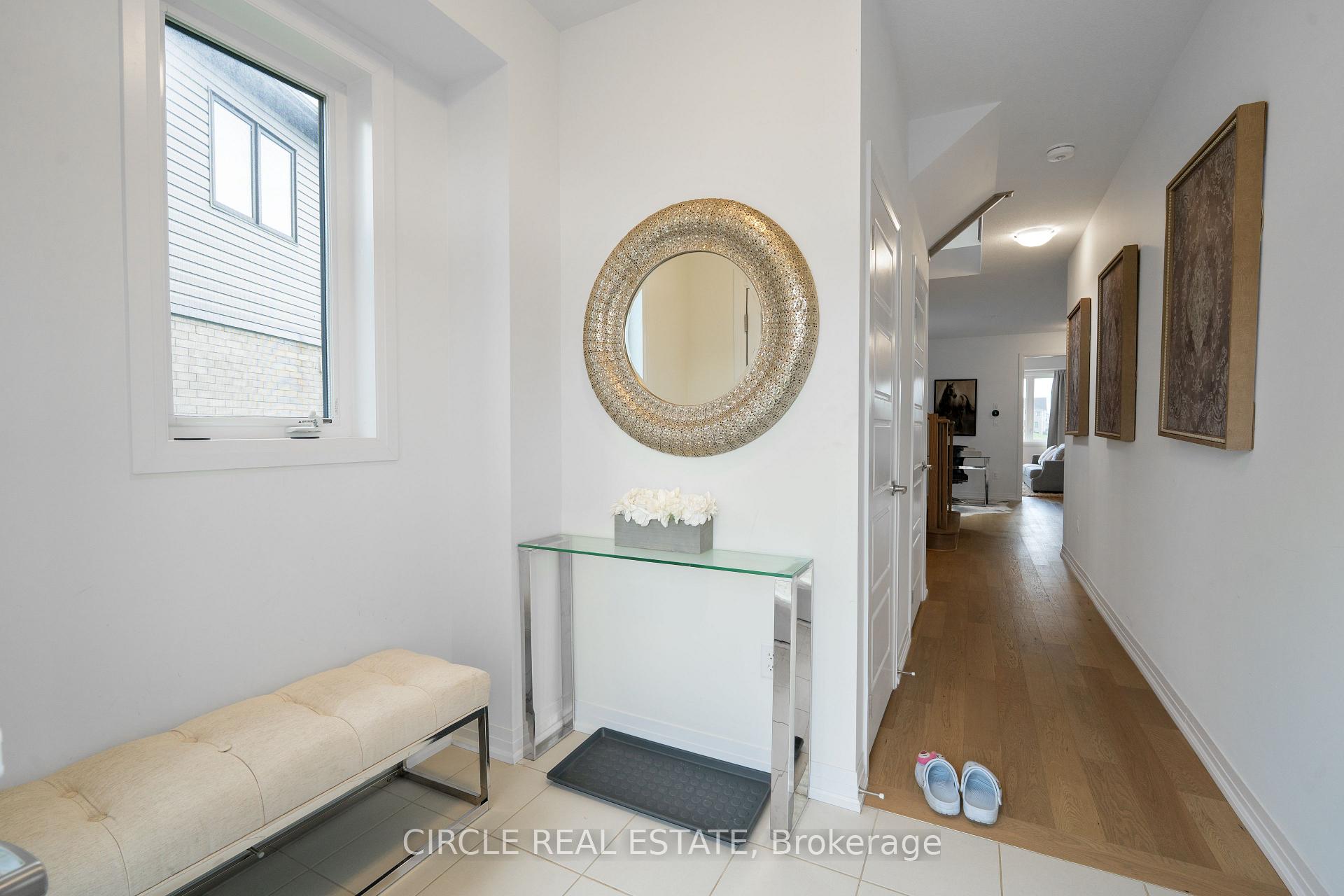 Photo 5 of 30 Heritage Way, Thorold, Rolling Meadows — HOMEH