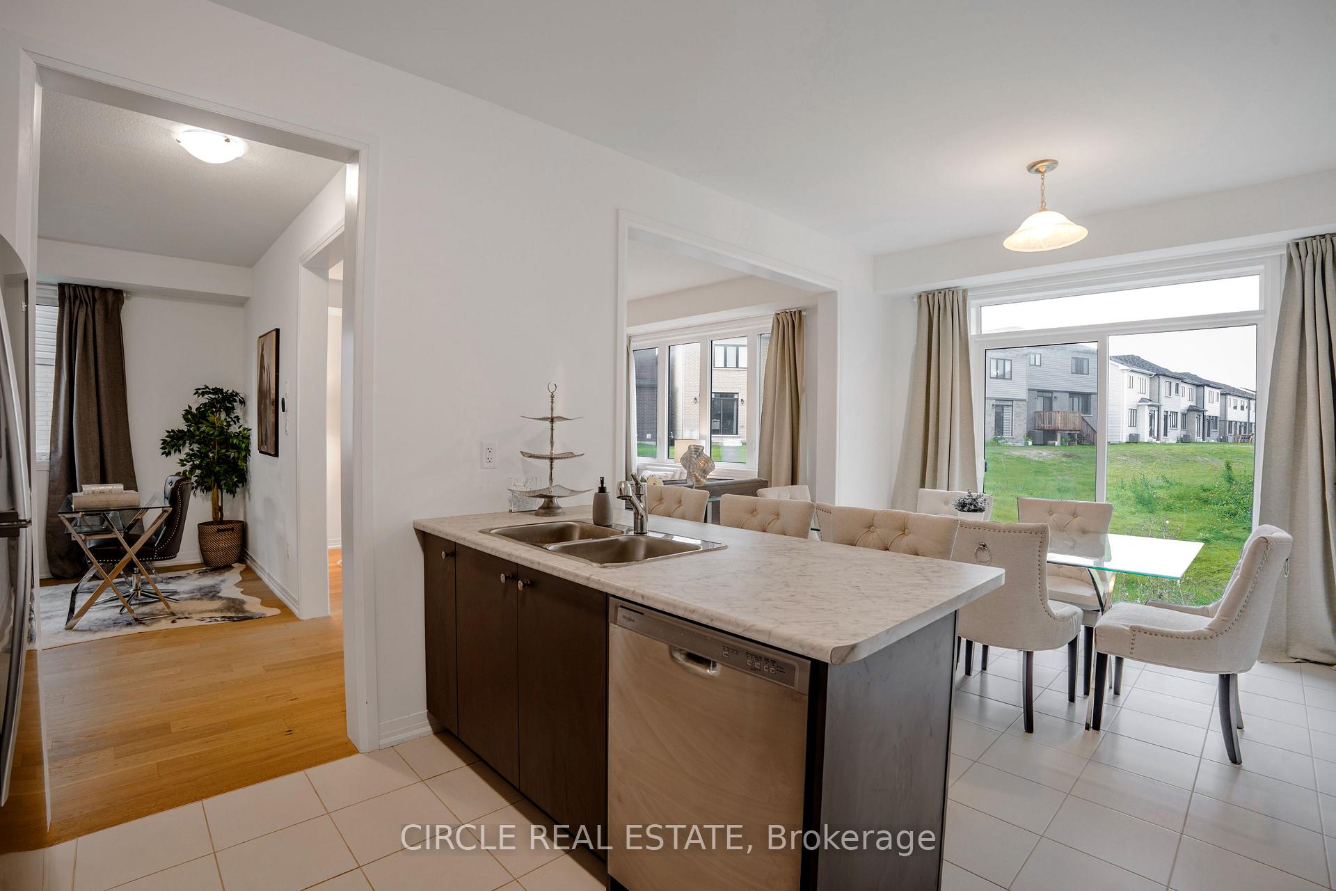 Photo 15 of 30 Heritage Way, Thorold, Rolling Meadows — HOMEH