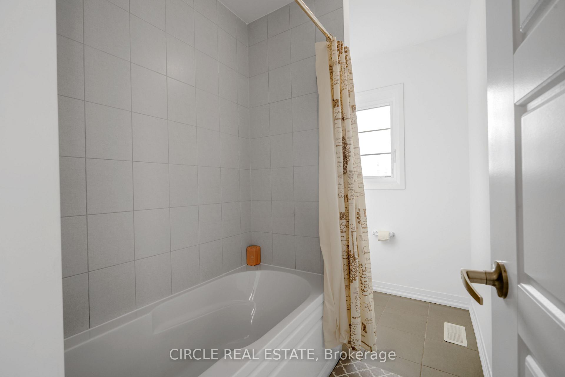 Photo 32 of 30 Heritage Way, Thorold, Rolling Meadows — HOMEH