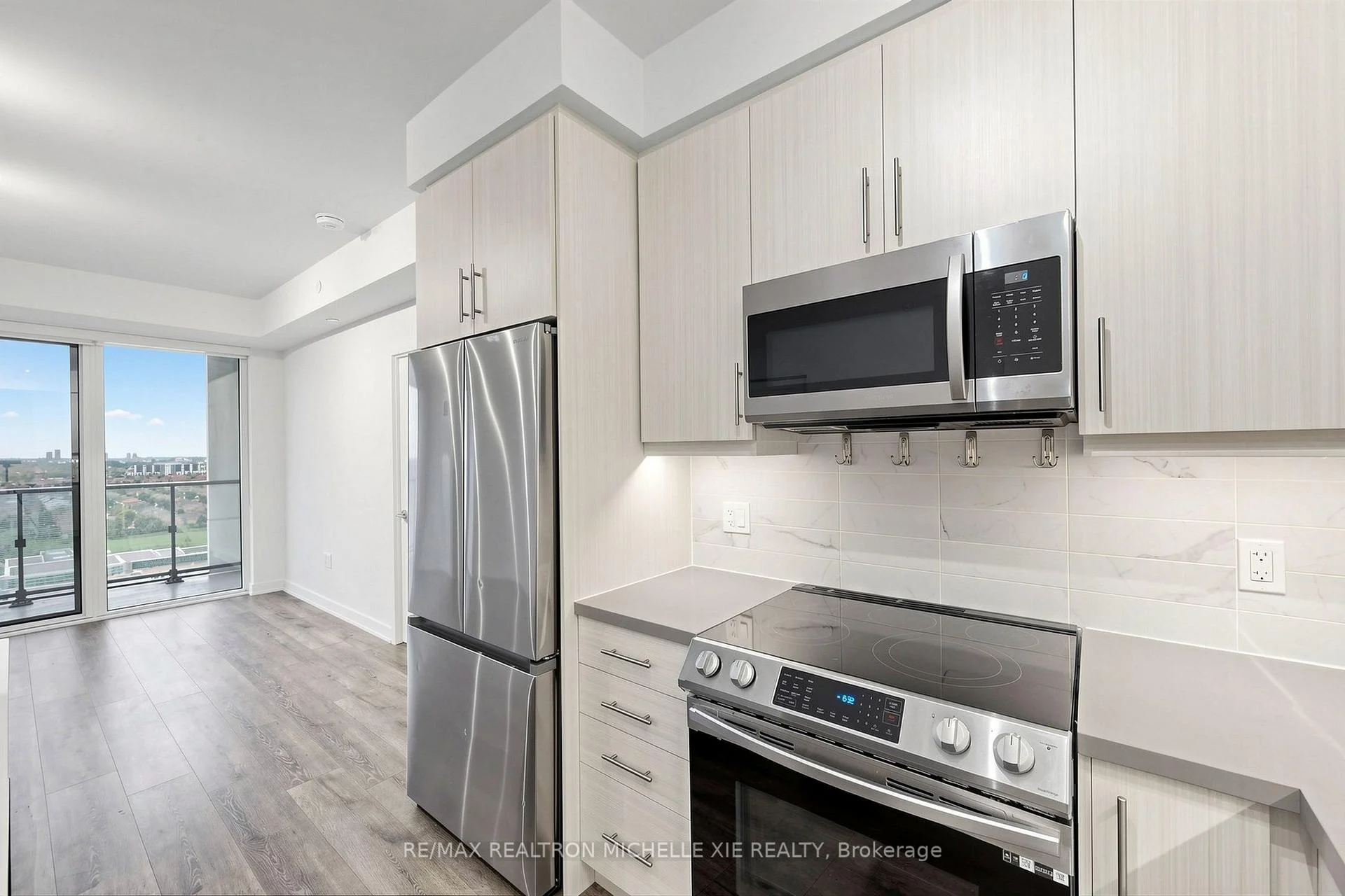Photo 30 of Unit 1707, 105 Oneida Crescent, Richmond Hill, Langstaff — HOMEH