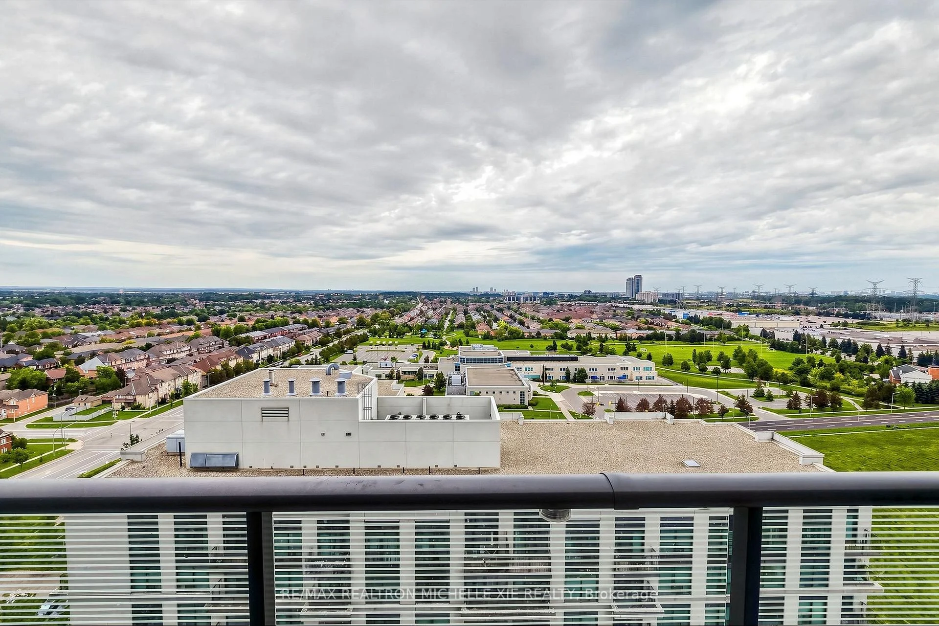 Photo 47 of Unit 1707, 105 Oneida Crescent, Richmond Hill, Langstaff — HOMEH