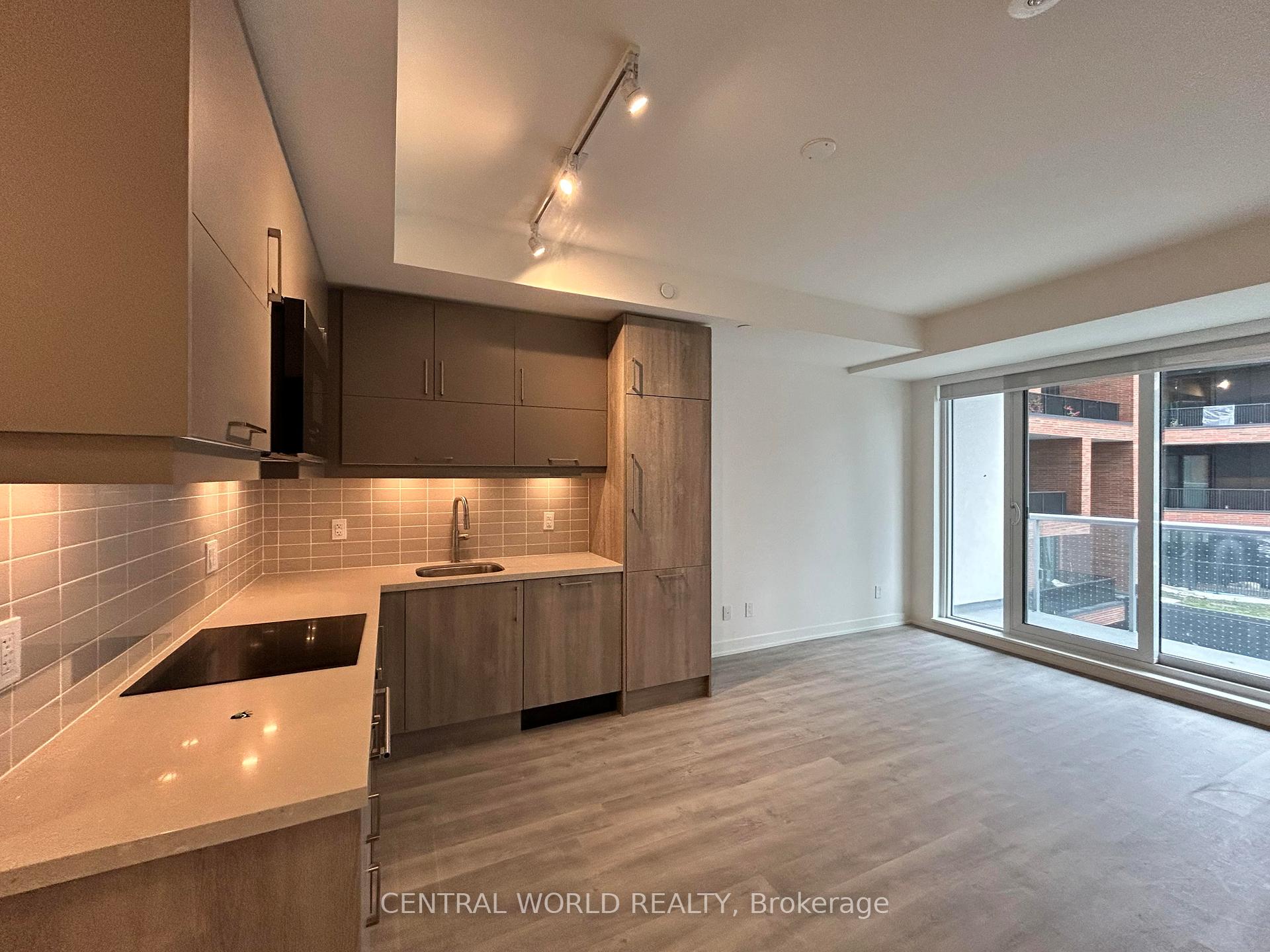 Photo 2 of Unit 819, 292 Verdale Crossing, Markham, Unionville — HOMEH