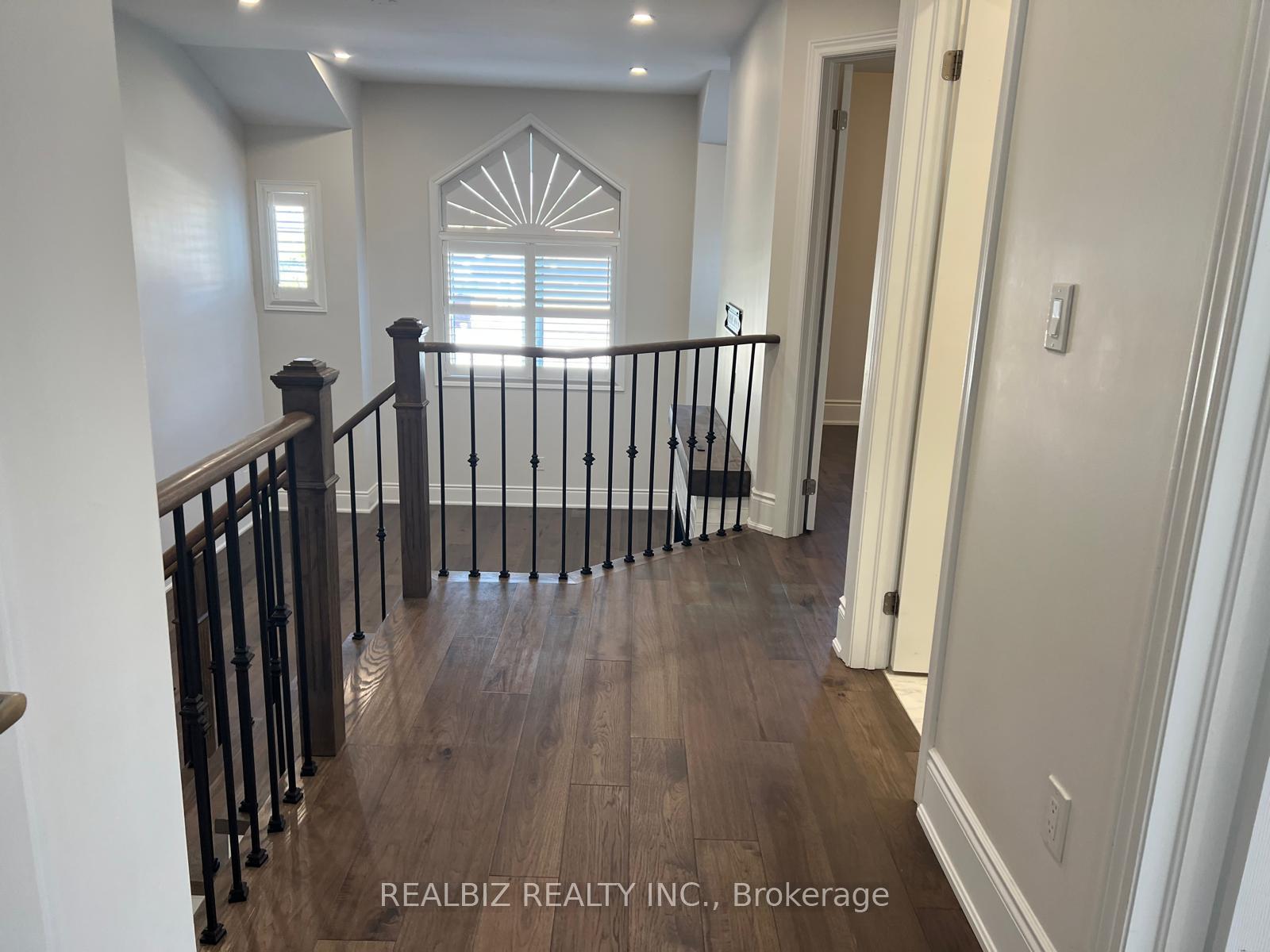 Photo 15 of 2 Bramoak Crescent, Brampton, Northwest Sandalwood Parkway — HOMEH