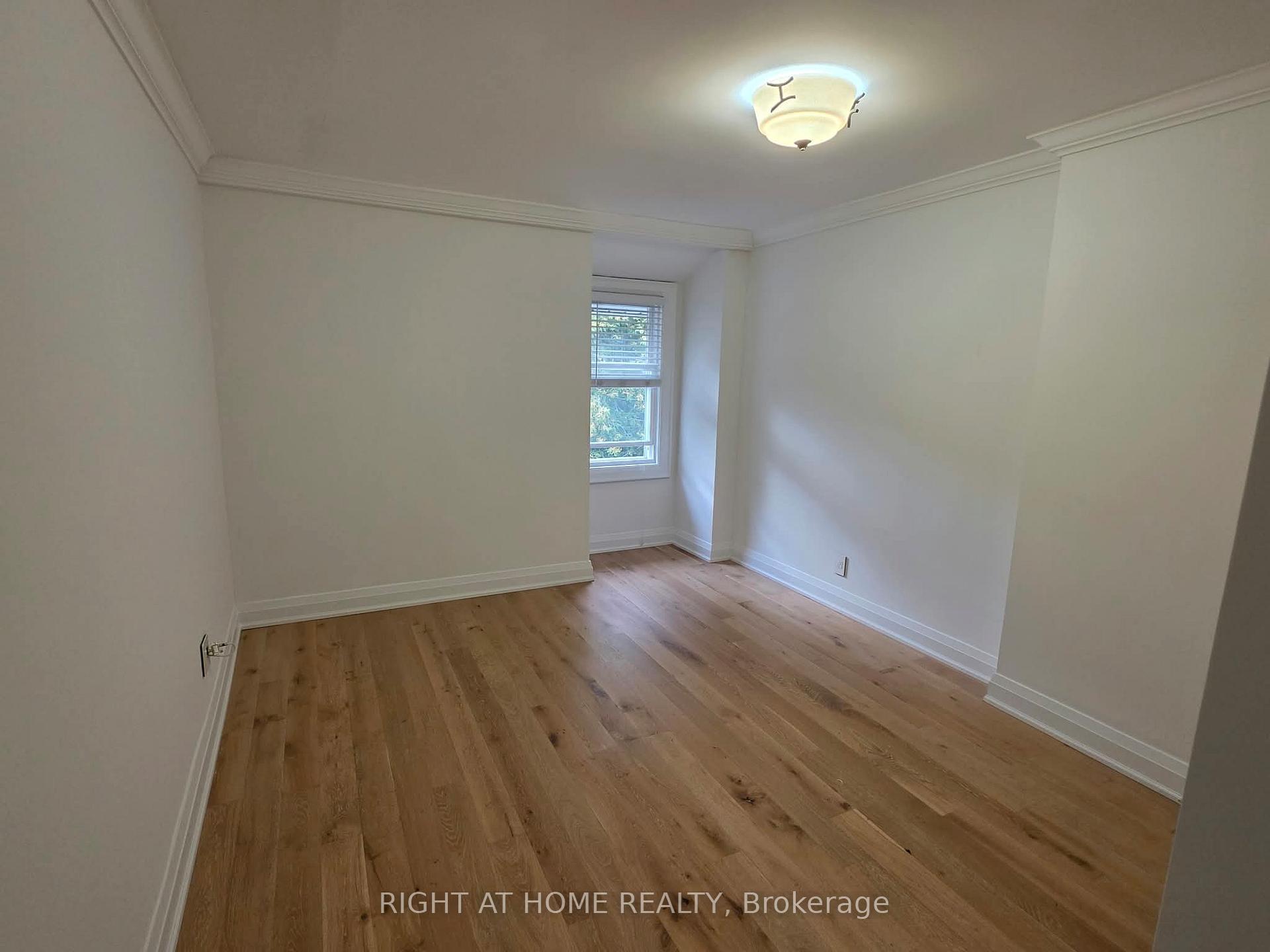 Photo 17 of 154 Davisville Avenue, Toronto, Mount Pleasant West — HOMEH