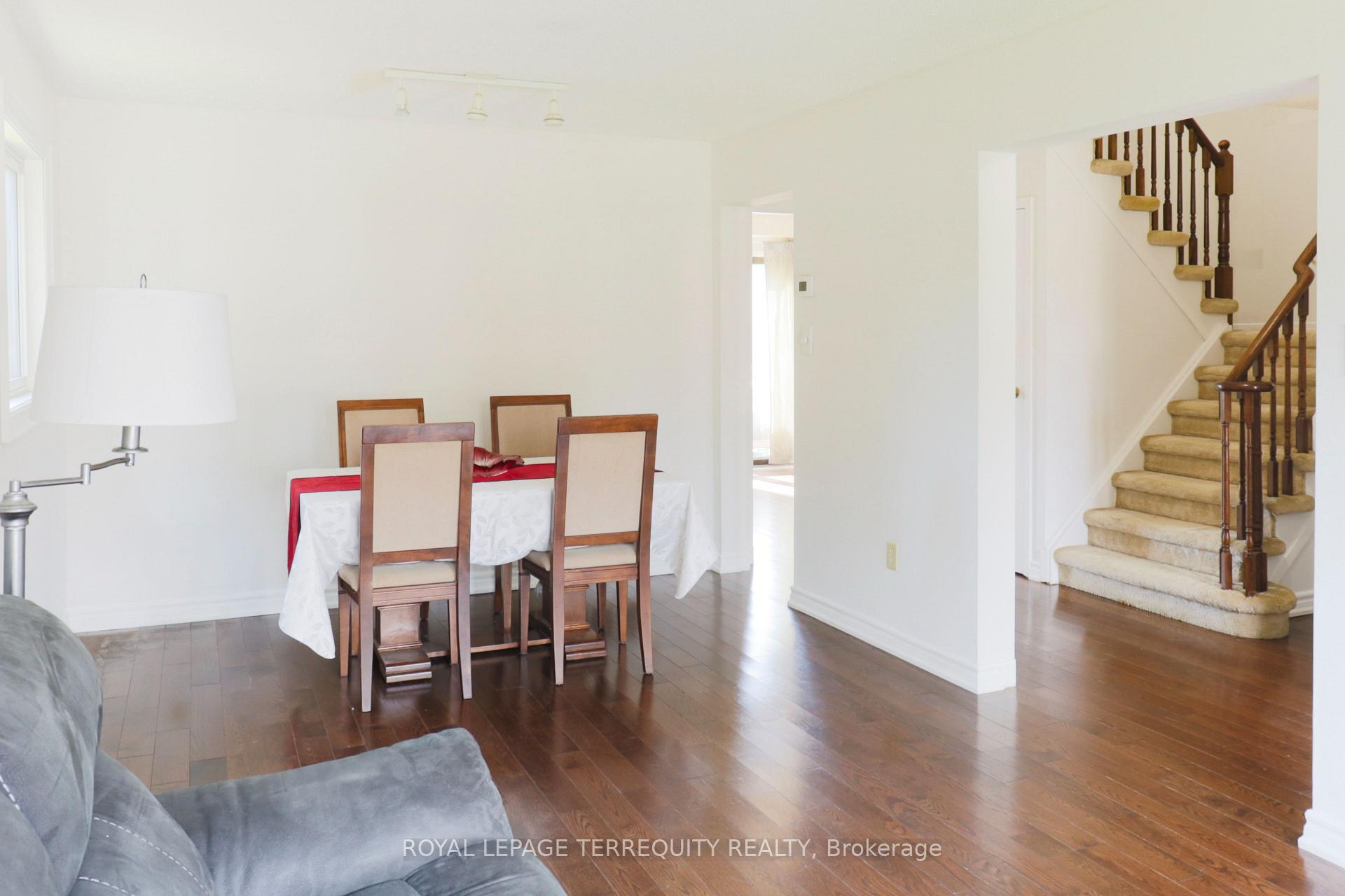 Photo 3 of 104 Gates Crescent, Ajax, South East — HOMEH