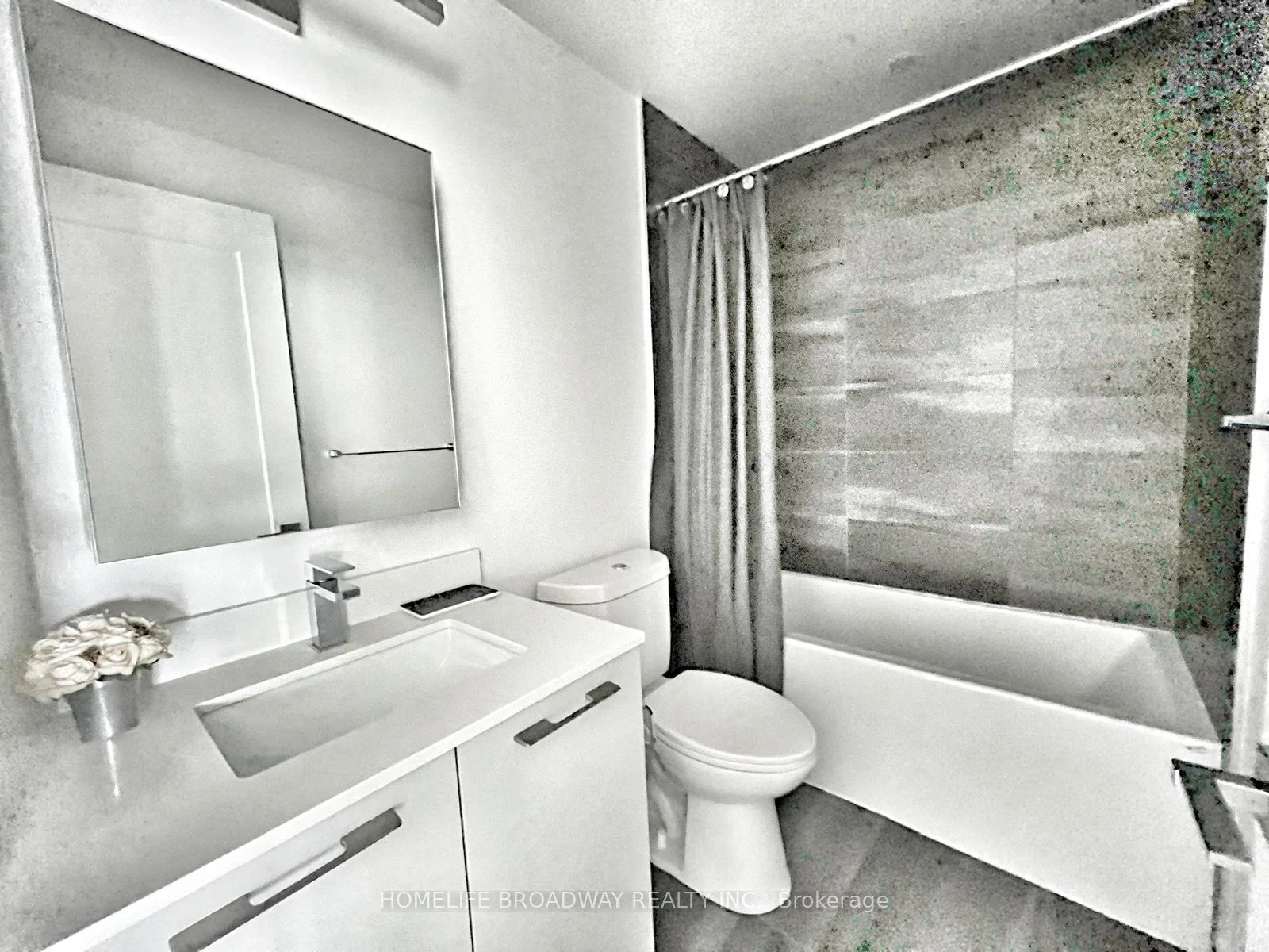 Photo 9 of Unit 909, 8 Water Walk Drive, Markham, Unionville — HOMEH