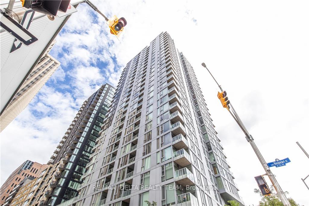 Photo 2 of Unit 810, 179 Metcalfe Street, Ottawa, Ottawa Centre — HOMEH