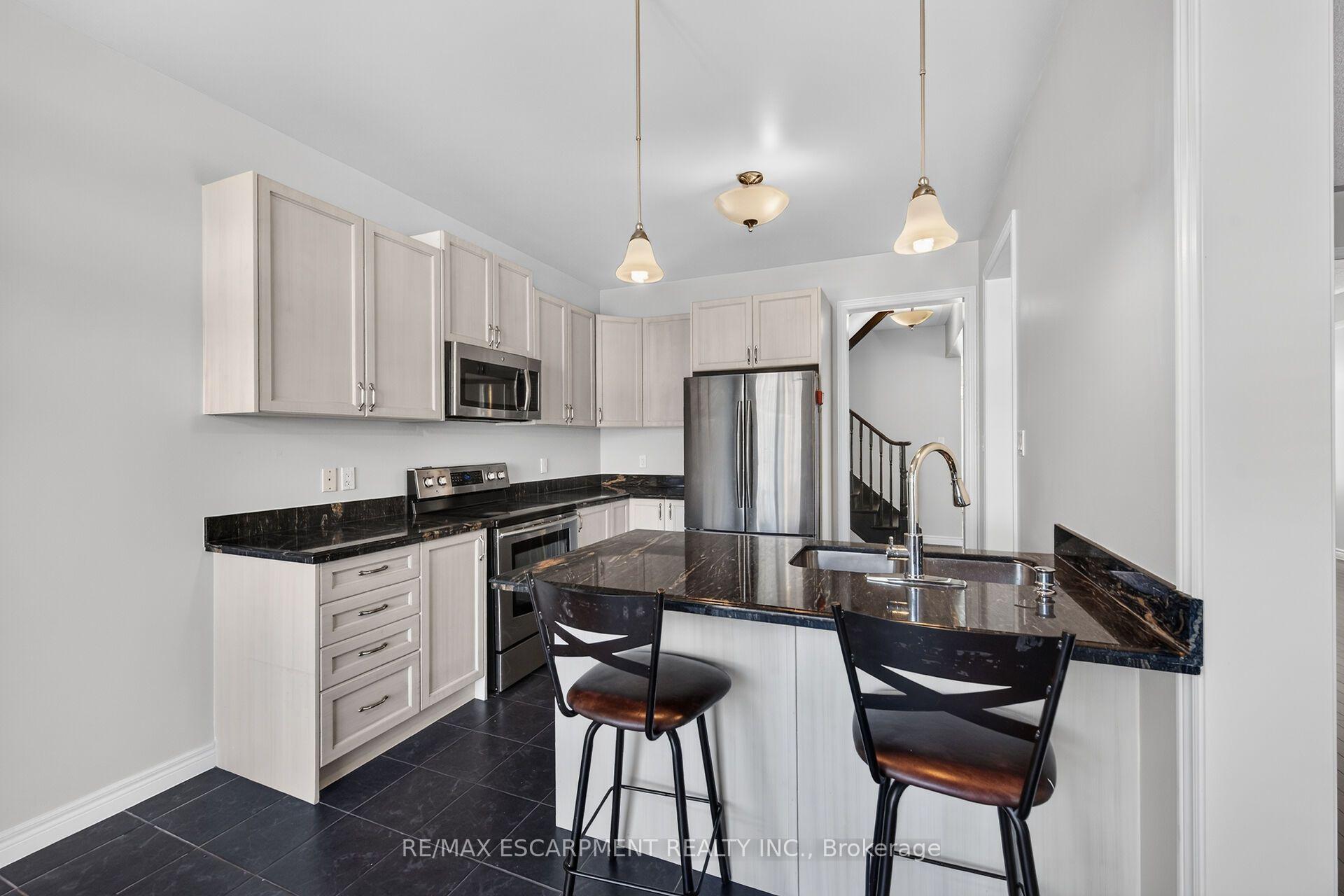 Photo 18 of 44 Matteo Trail, Hamilton, Sheldon — HOMEH