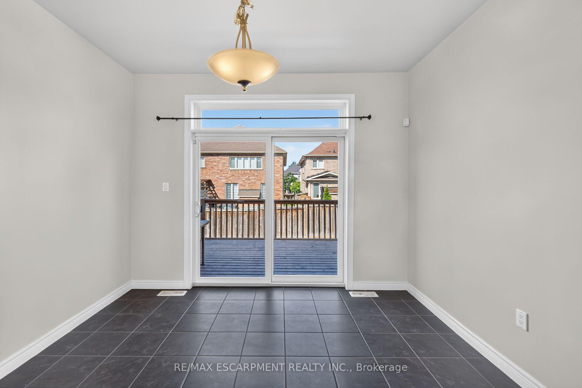 Photo 19 of 44 Matteo Trail, Hamilton, Sheldon — HOMEH