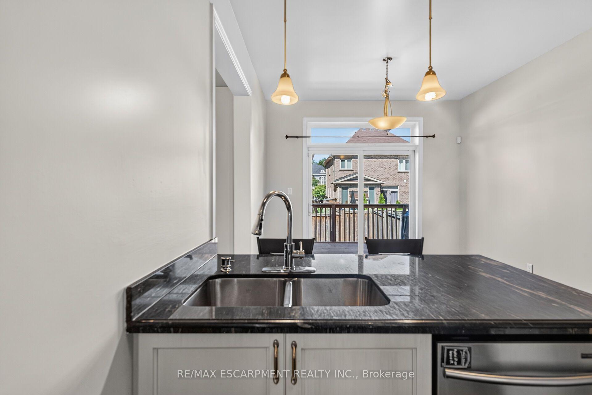 Photo 22 of 44 Matteo Trail, Hamilton, Sheldon — HOMEH