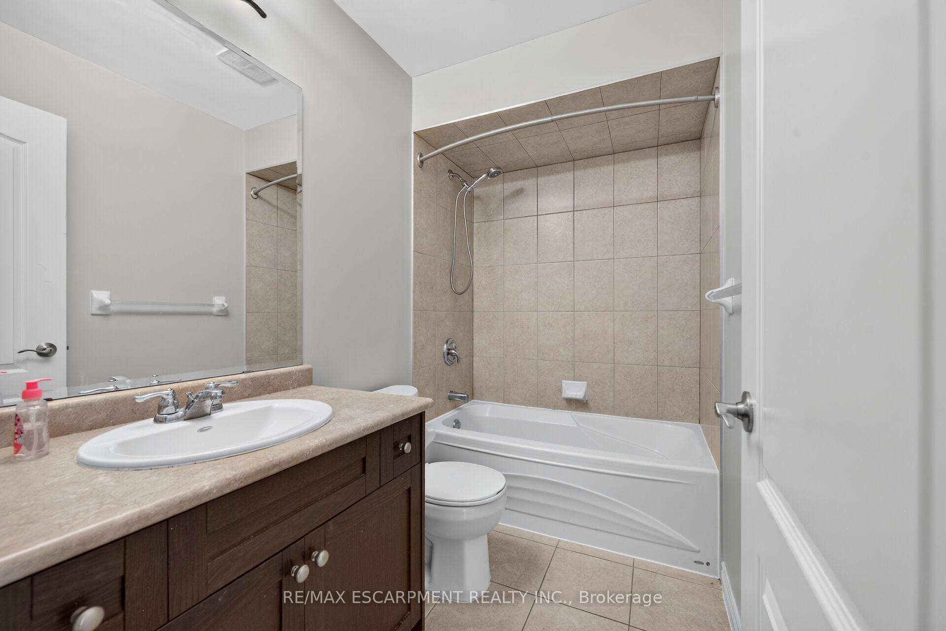 Photo 31 of 44 Matteo Trail, Hamilton, Sheldon — HOMEH