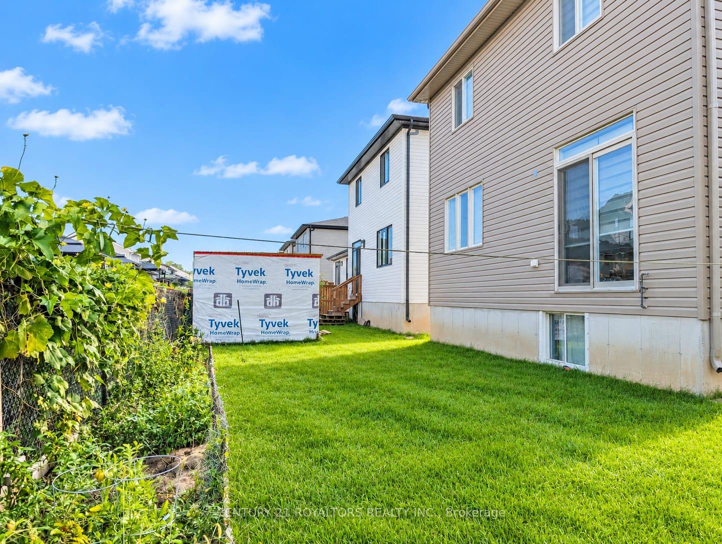Photo 27 of 74 Cash Crescent, Ingersoll, Ingersoll - South — HOMEH