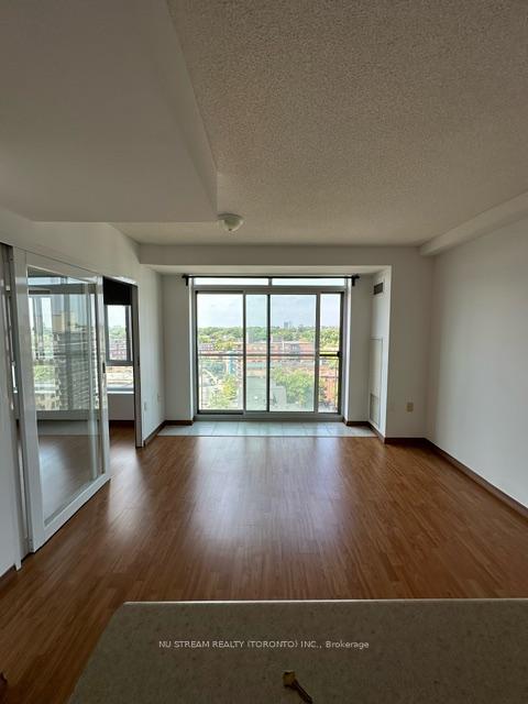 Photo 5 of Unit 910, 15 Maplewood Avenue, Toronto, Humewood-Cedarvale — HOMEH