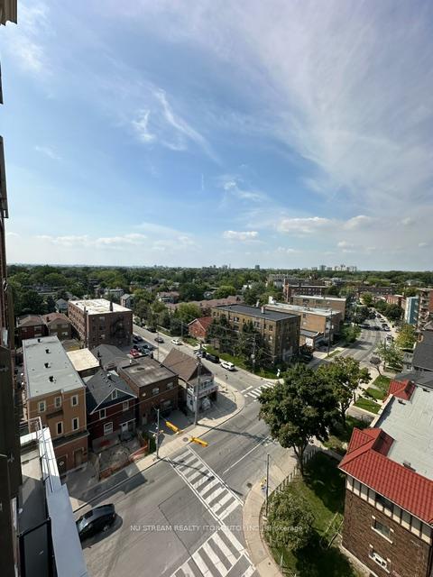 Photo 11 of Unit 910, 15 Maplewood Avenue, Toronto, Humewood-Cedarvale — HOMEH