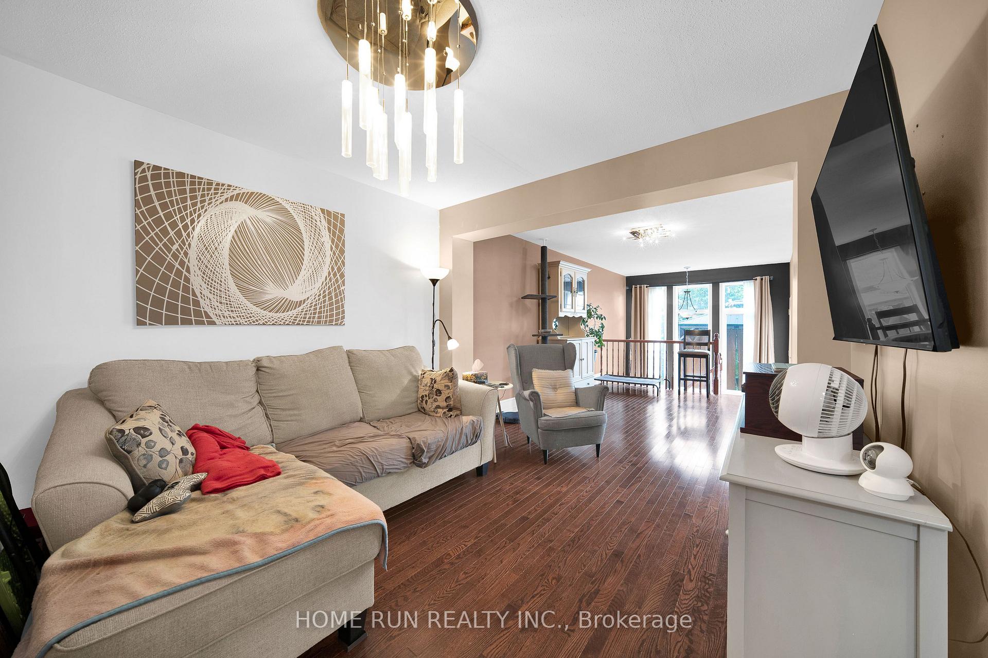 Photo 5 of 4432 Goldeneye Way, Ottawa, Riverside South/Gloucester Glen — HOMEH