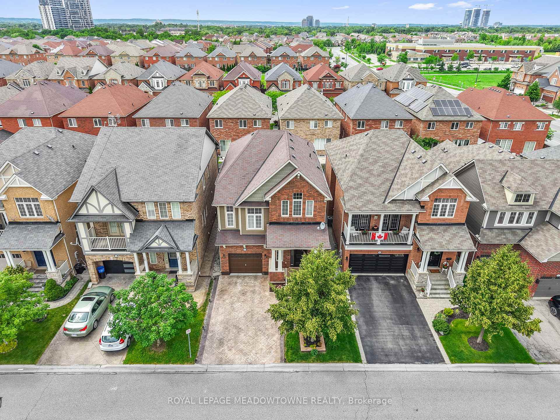 Photo 2 of 589 Bartleman Terrace, Milton, Coates — HOMEH