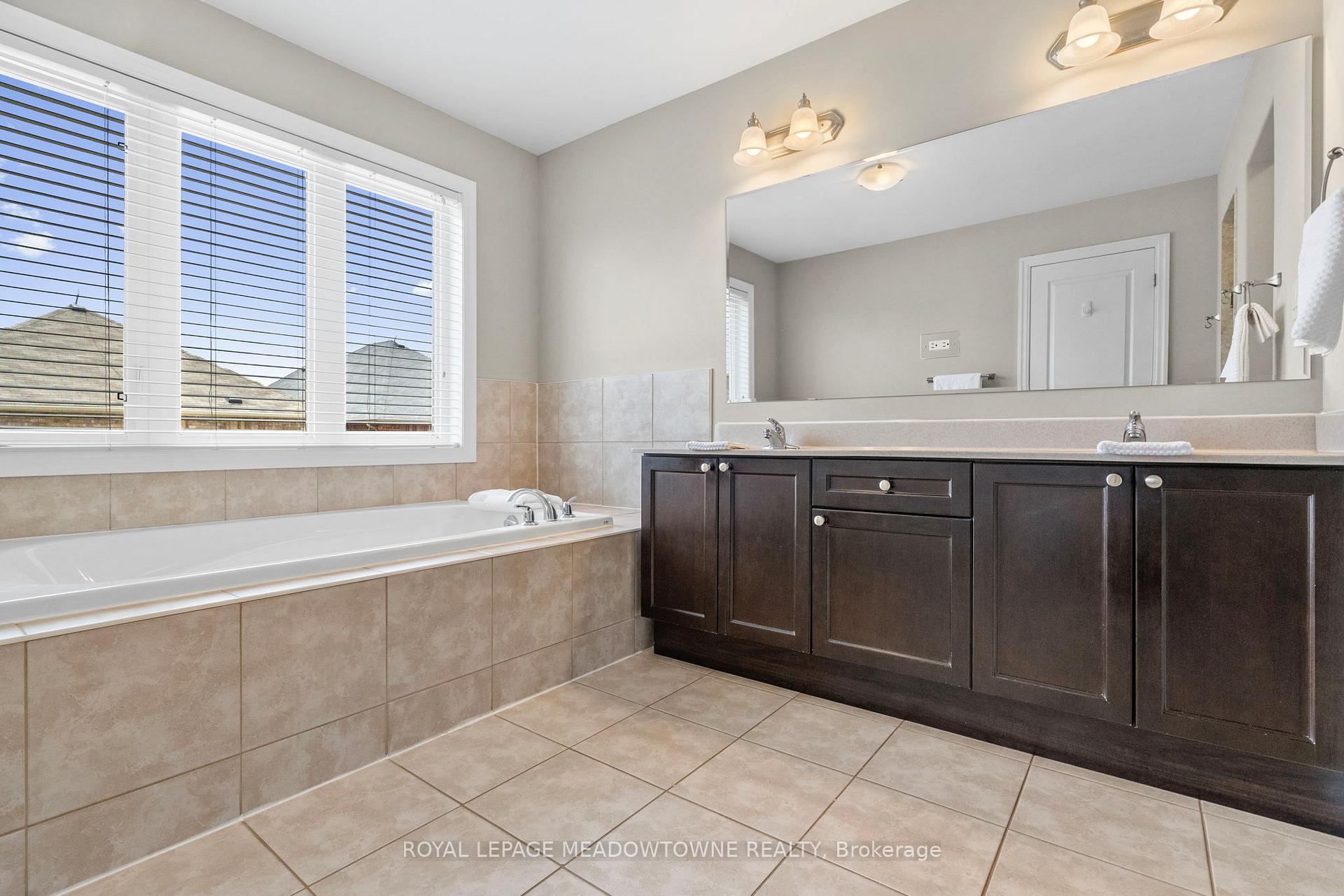 Photo 33 of 589 Bartleman Terrace, Milton, Coates — HOMEH