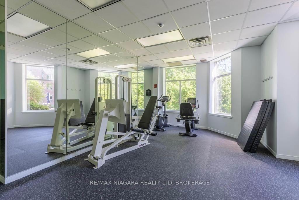 Photo 4 of Unit 424, 8111 Forest Glen Drive, Niagara Falls, Mt. Carmel — HOMEH