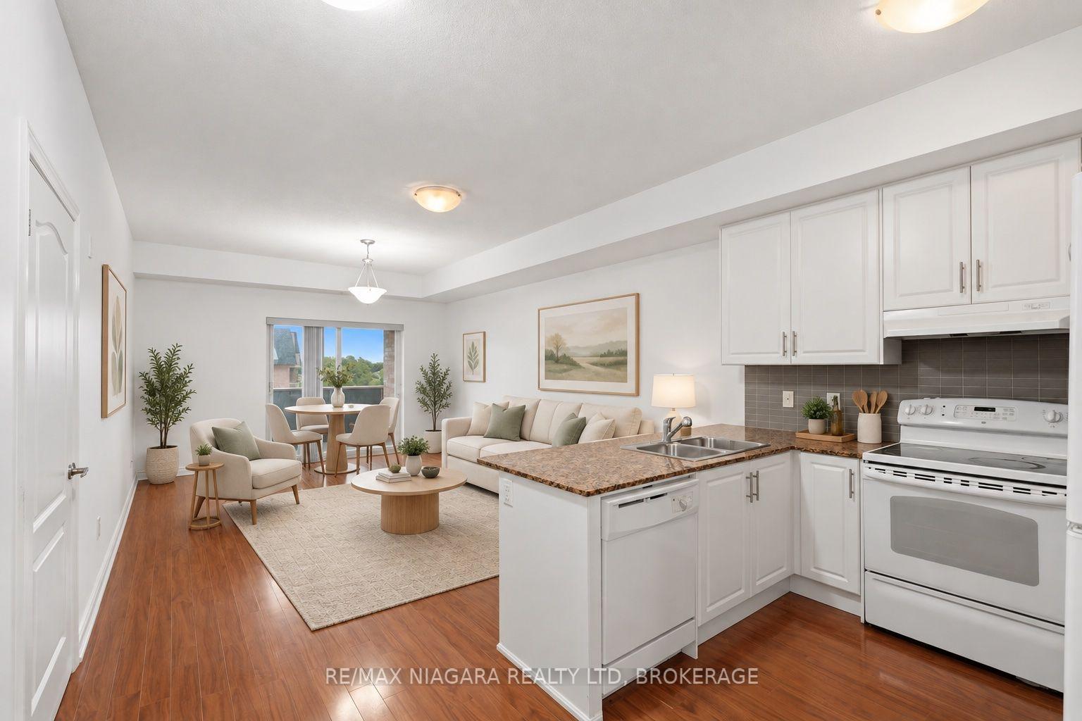 Photo 6 of Unit 424, 8111 Forest Glen Drive, Niagara Falls, Mt. Carmel — HOMEH