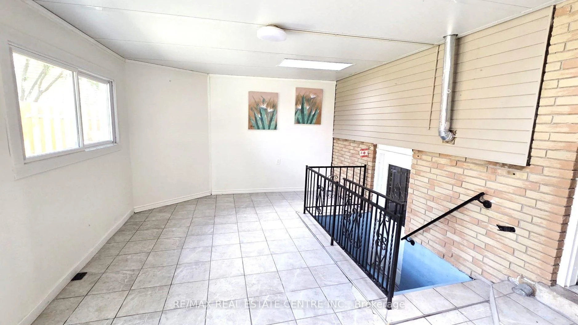 Photo 18 of 20 Ainsworth Street, Hamilton, Stoney Creek Mountain — HOMEH