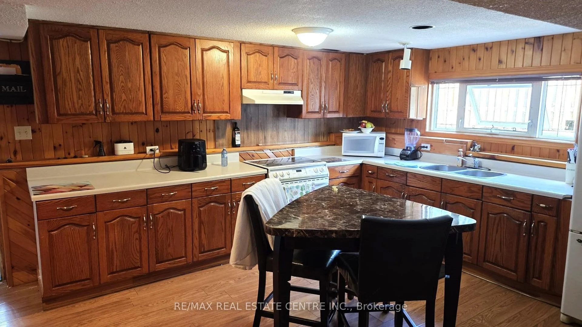 Photo 19 of 20 Ainsworth Street, Hamilton, Stoney Creek Mountain — HOMEH