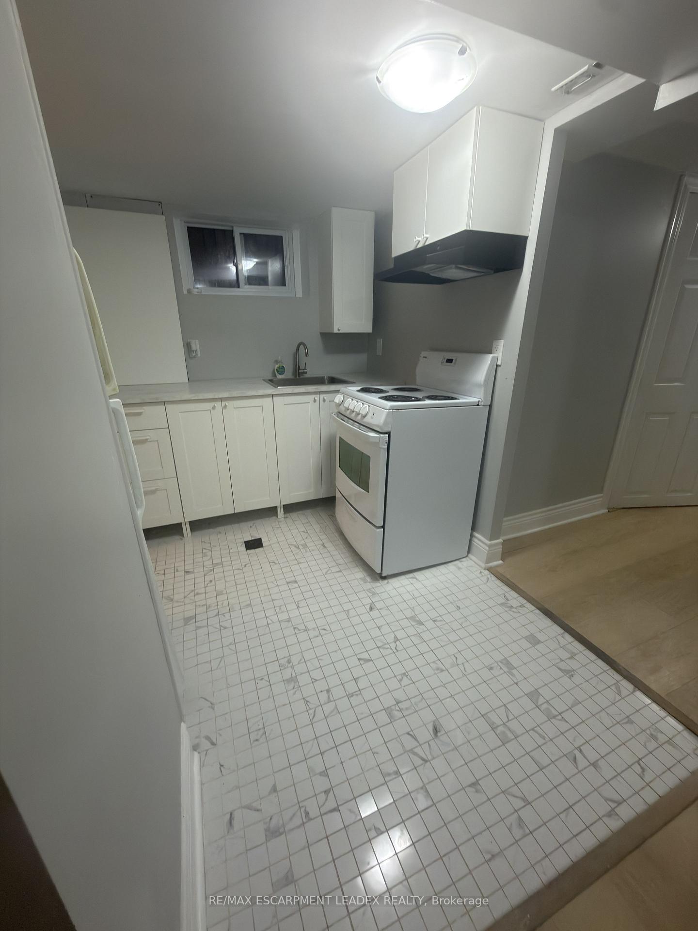 Photo 4 of Unit BASEMENT, 453 Paling Avenue, Hamilton, Homeside — HOMEH
