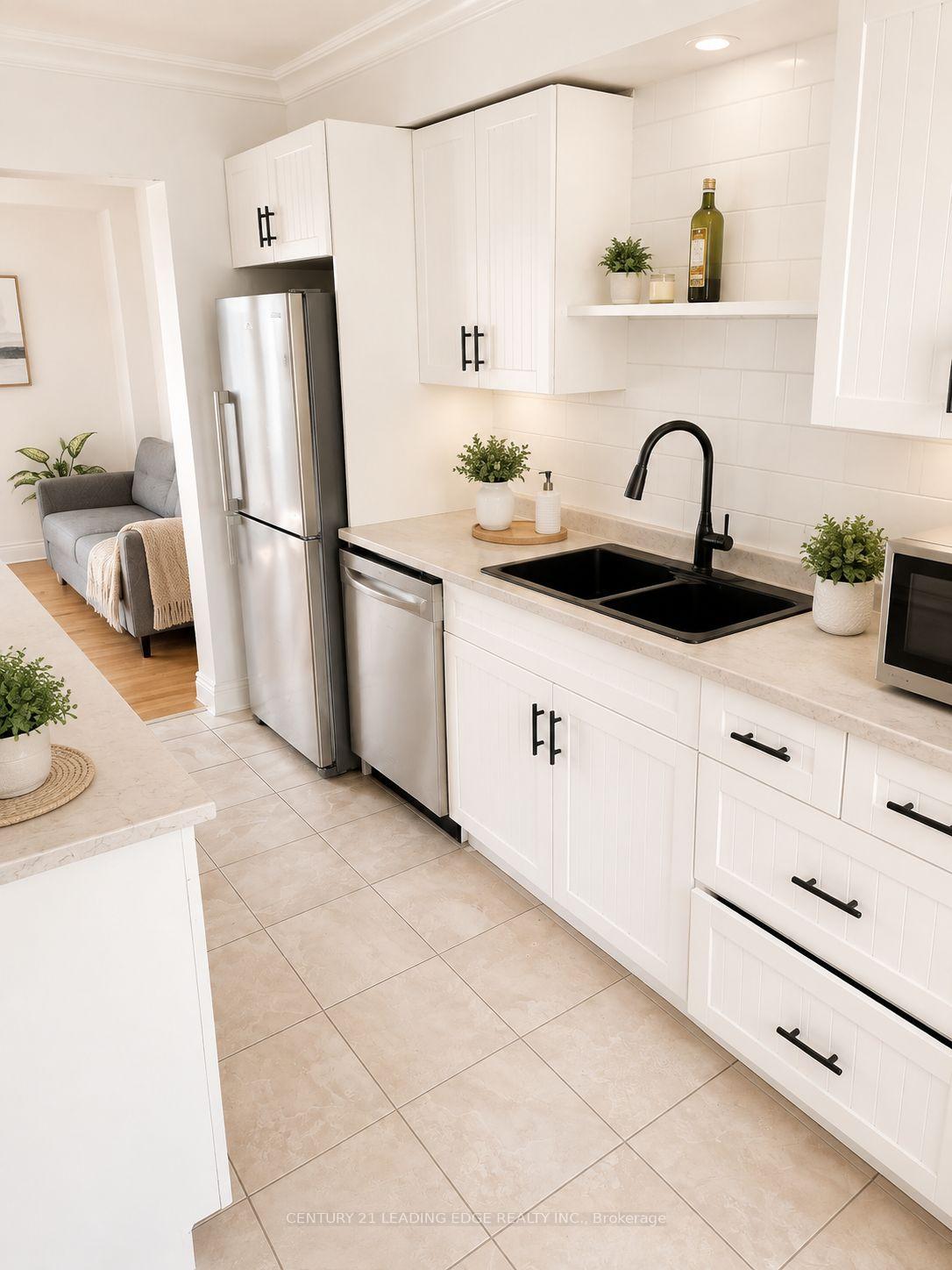 Photo 8 of Unit 112, 112 Deacon Lane, Ajax, South East — HOMEH