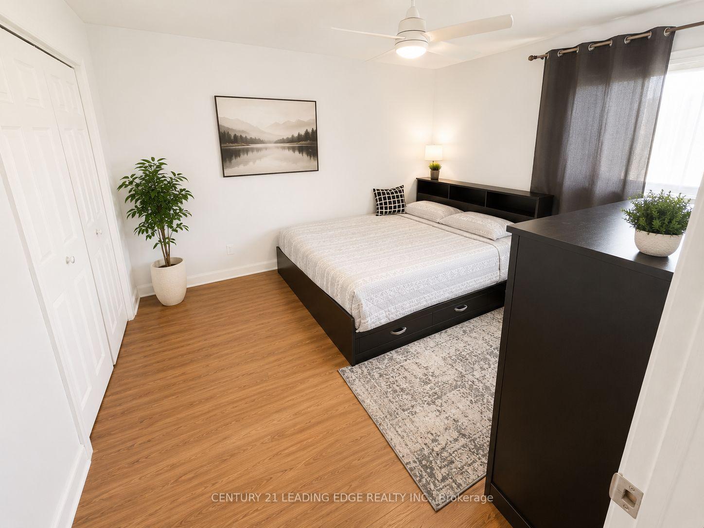 Photo 13 of Unit 112, 112 Deacon Lane, Ajax, South East — HOMEH