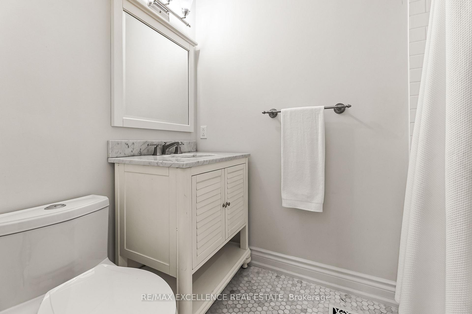Photo 27 of 2446 Hammond Road, Mississauga, Sheridan — HOMEH